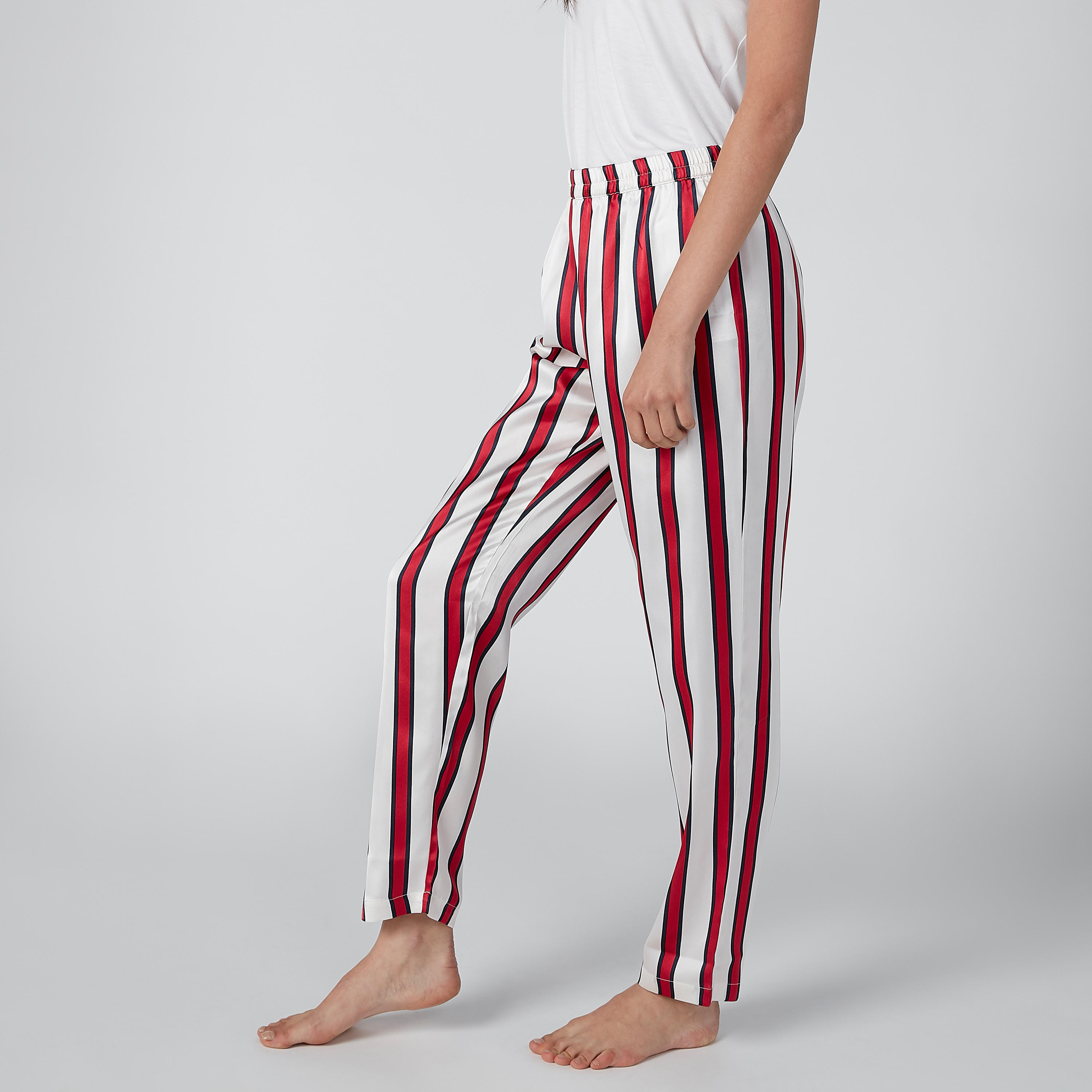 طقم ملابس نوم مقلّم 3 قطع-women-clothing-nightwear-pyjamas-longsets-image-5