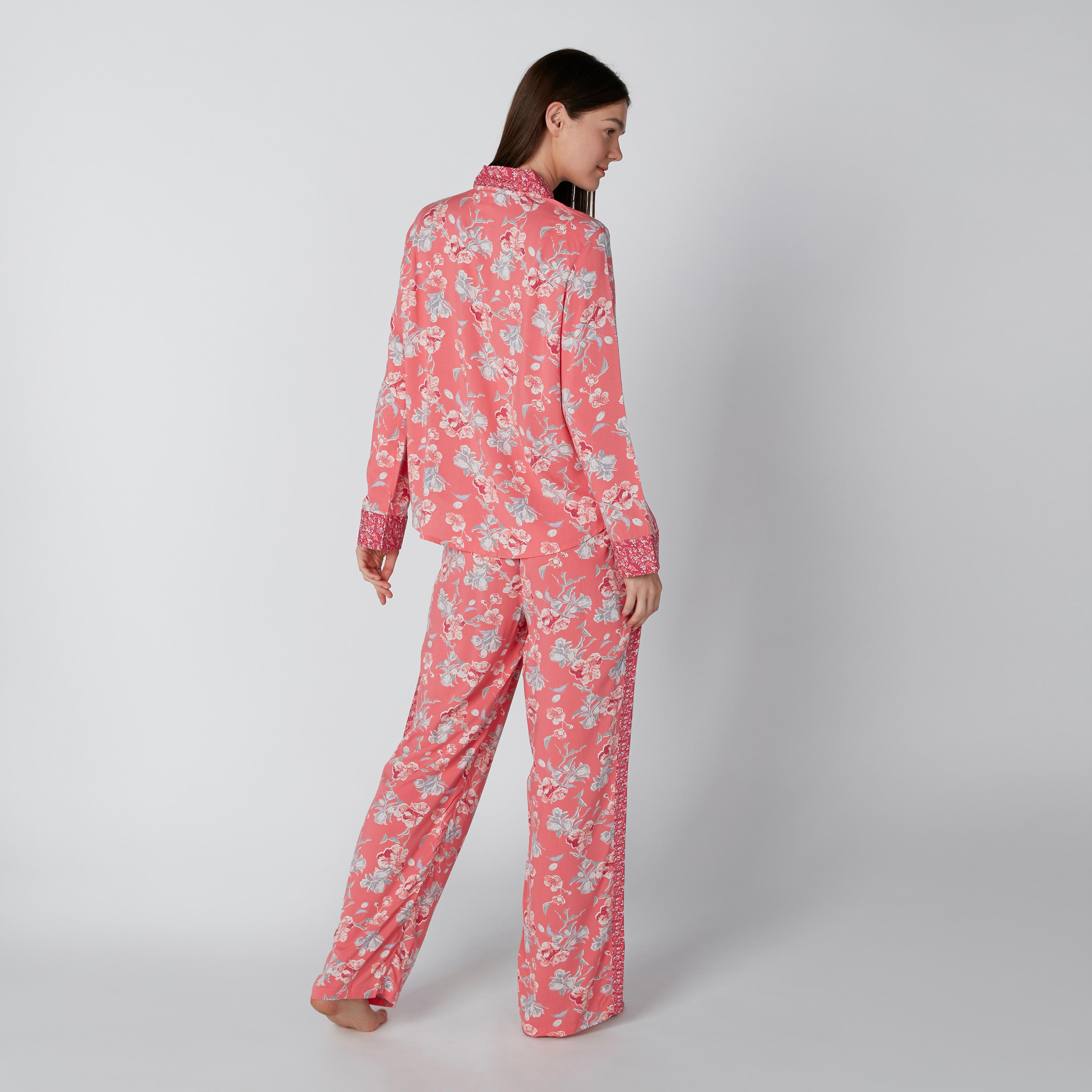 طقم بنطال بيجاما بشريطة وقميص بأكمام طويلة وطبعات-women-clothing-nightwear-pyjamas-longsets-image-2