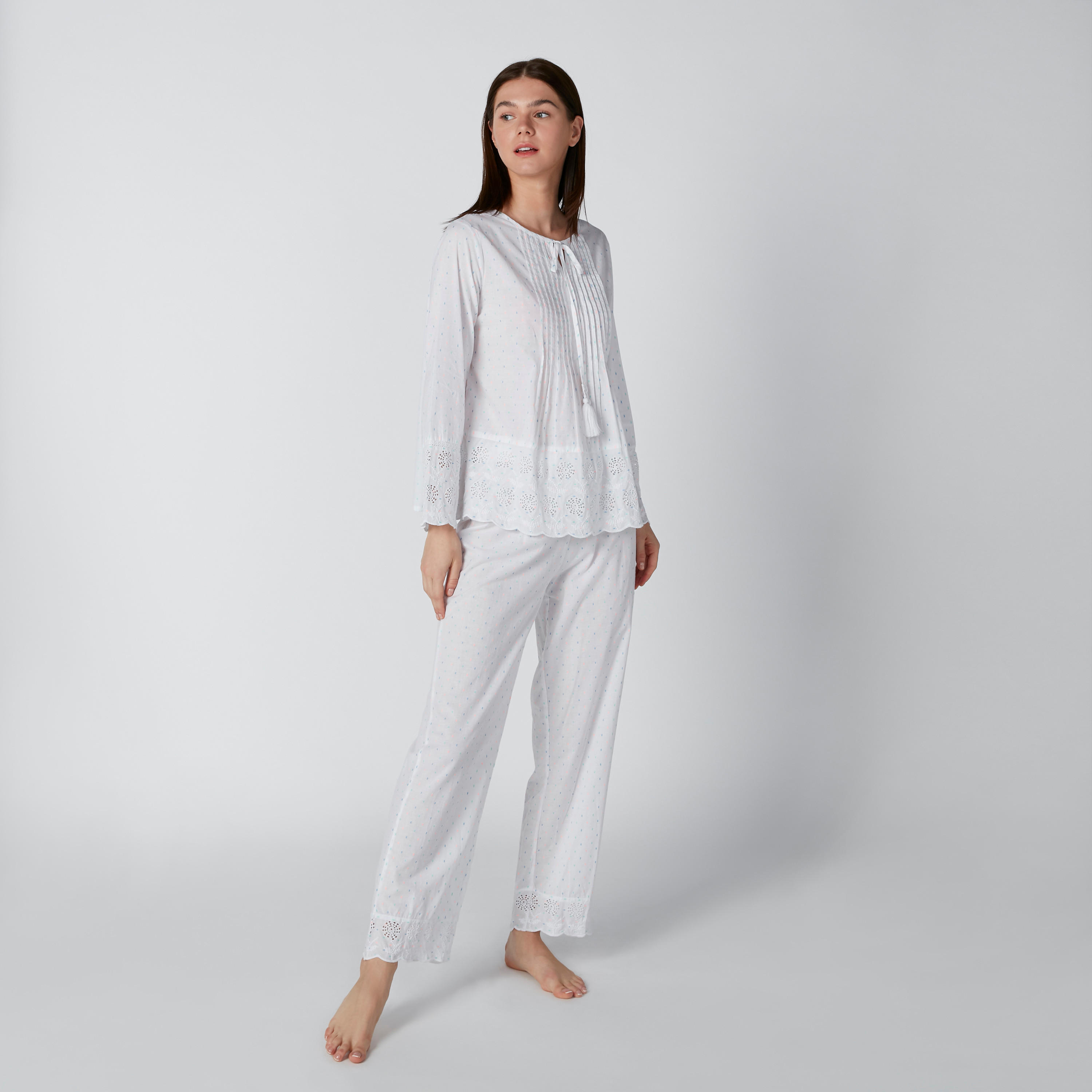 طقم بنطال بيجاما وبلوزة بأكمام طويلة وطبعات-women-clothing-nightwear-pyjamas-longsets-image-1