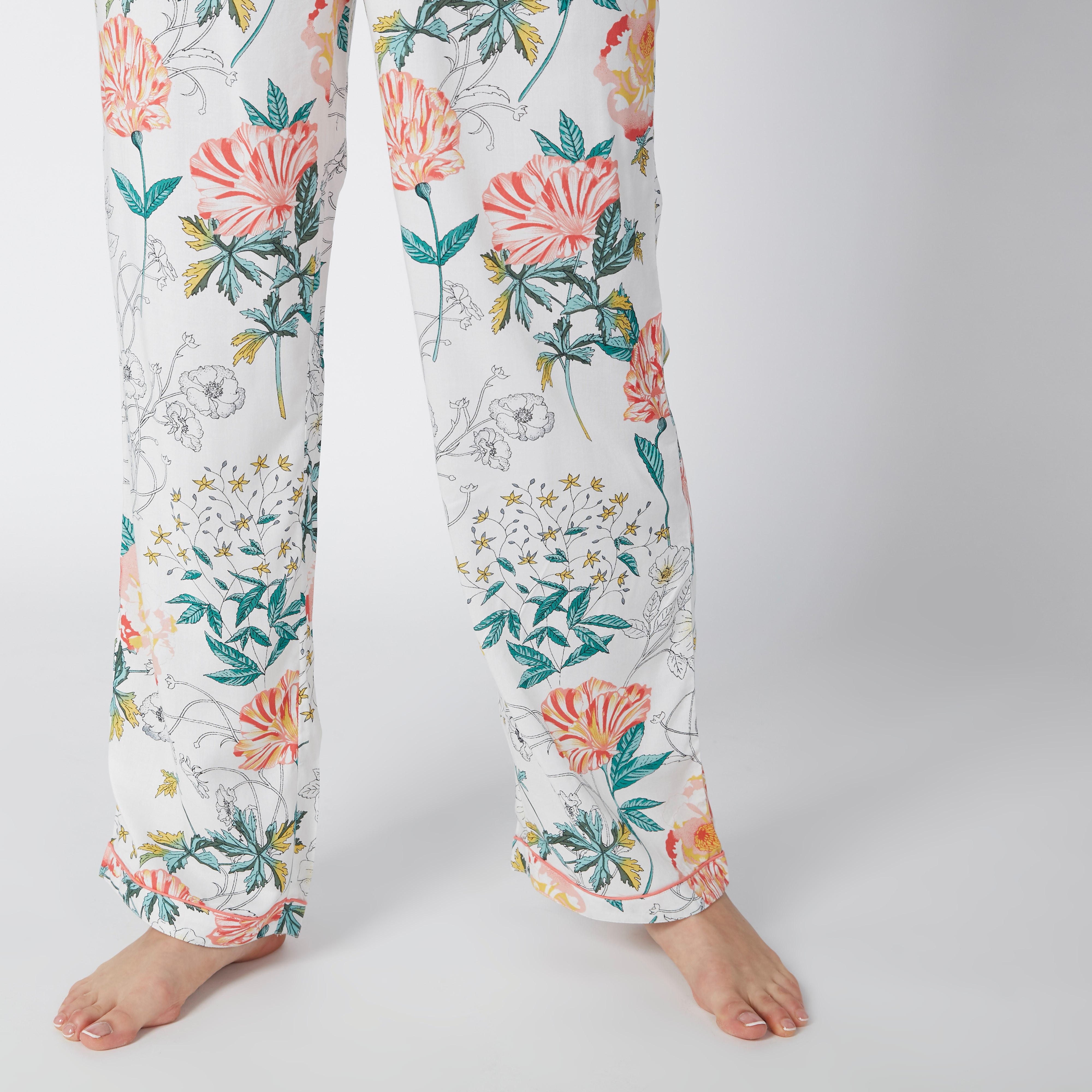 طقم ملابس نوم 3 قطع بطبعات زهرية-women-clothing-nightwear-pyjamas-longsets-image-5