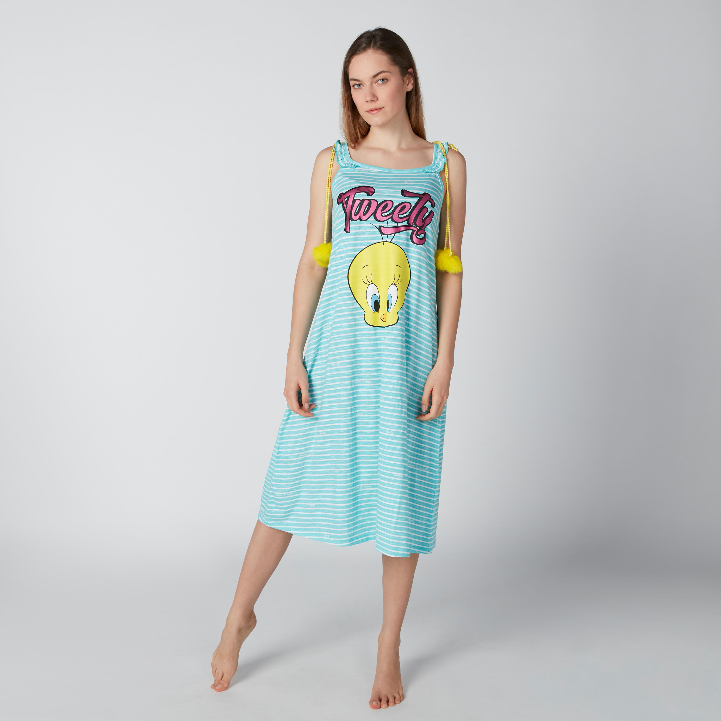 قميص نوم دون أكمام بتفاصيل بوم بوم وطبعات تويتي-women-clothing-nightwear-nighties-image-1