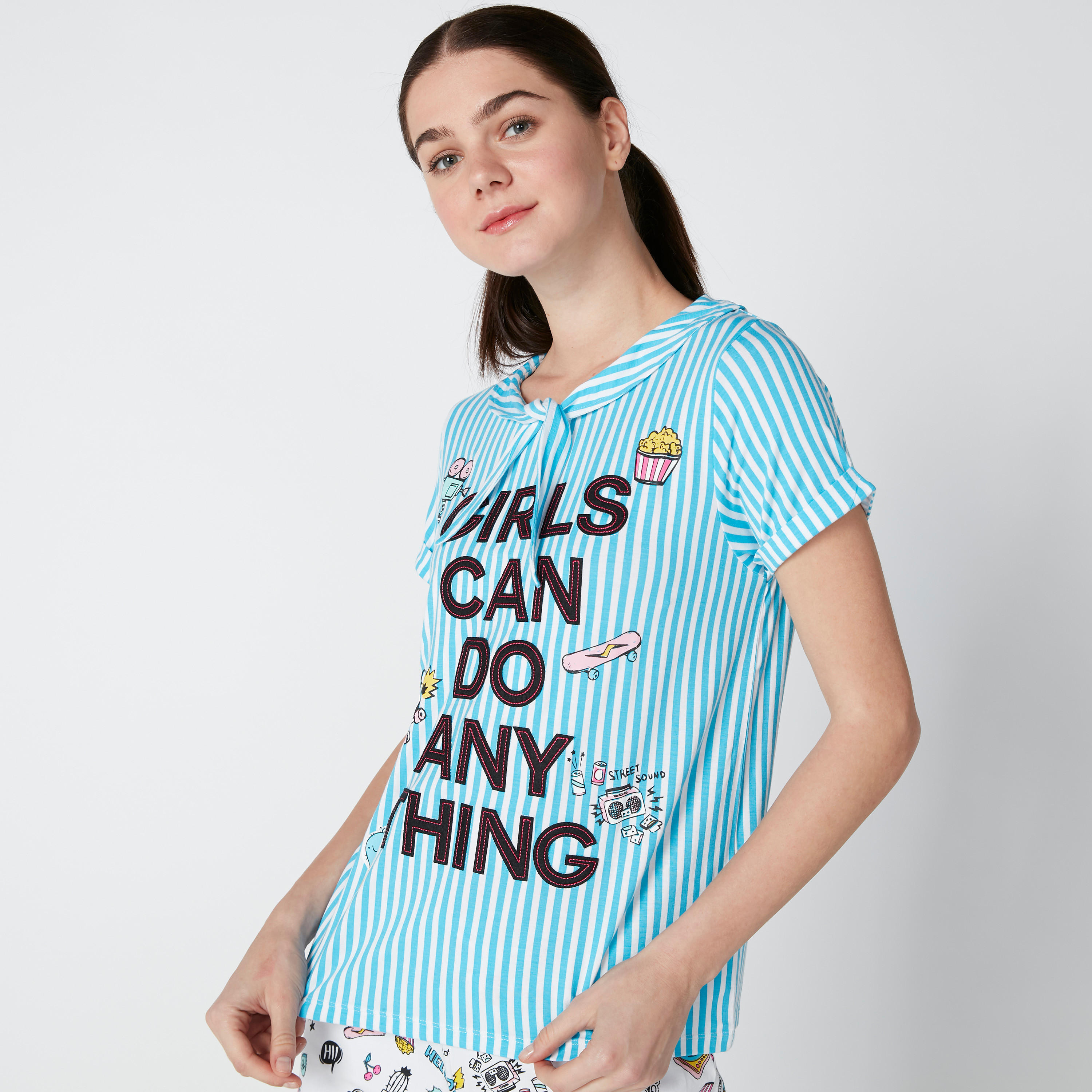 طقم مستادم من شورت وبلوزة بأكمام قصيرة وطبعات-women-clothing-nightwear-pyjamas-longsets-image-5