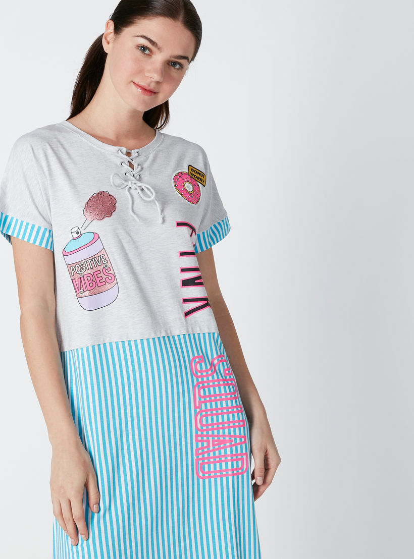 قميص نوم مستدام بأكمام قصيرة وأربطة وطبعات -women-clothing-nightwear-nighties-image-4