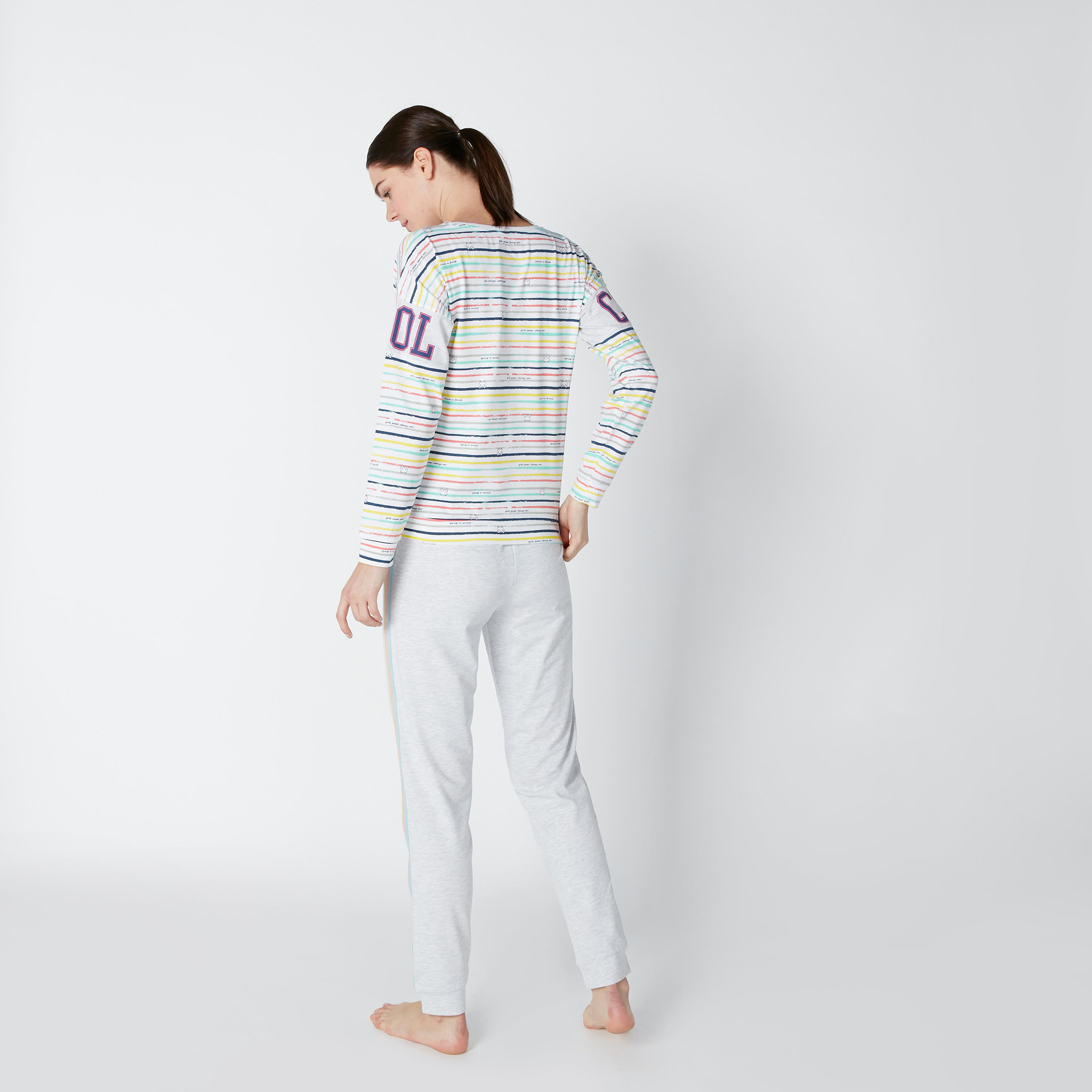 طقم مستدام من بنطلون رياضي وسويت شيرت مقلّم بأكمام طويلة-women-clothing-nightwear-pyjamas-longsets-image-2