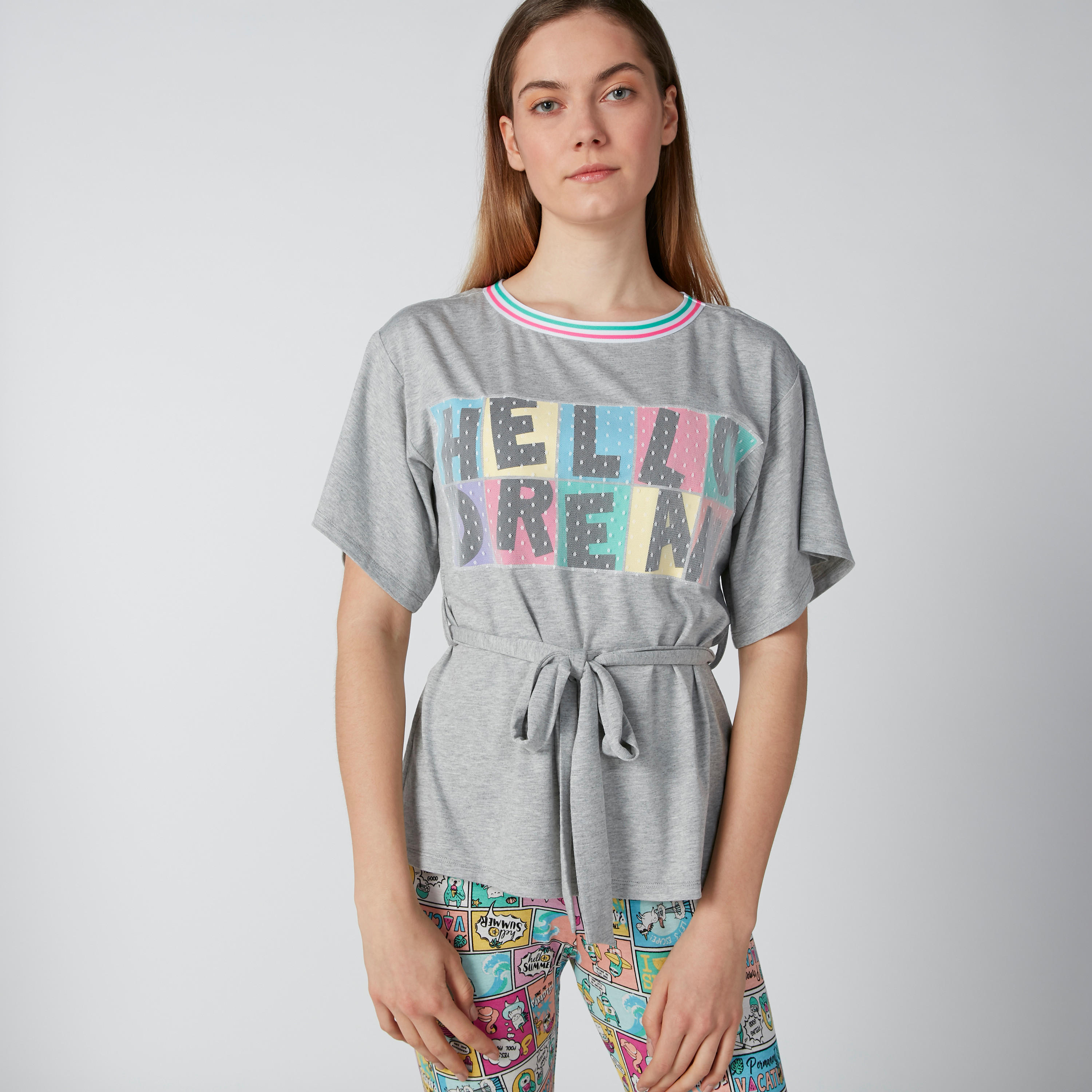 طقم بنطال بيجاما وتيشيرت برباط وطبعات-women-clothing-nightwear-pyjamas-longsets-image-3