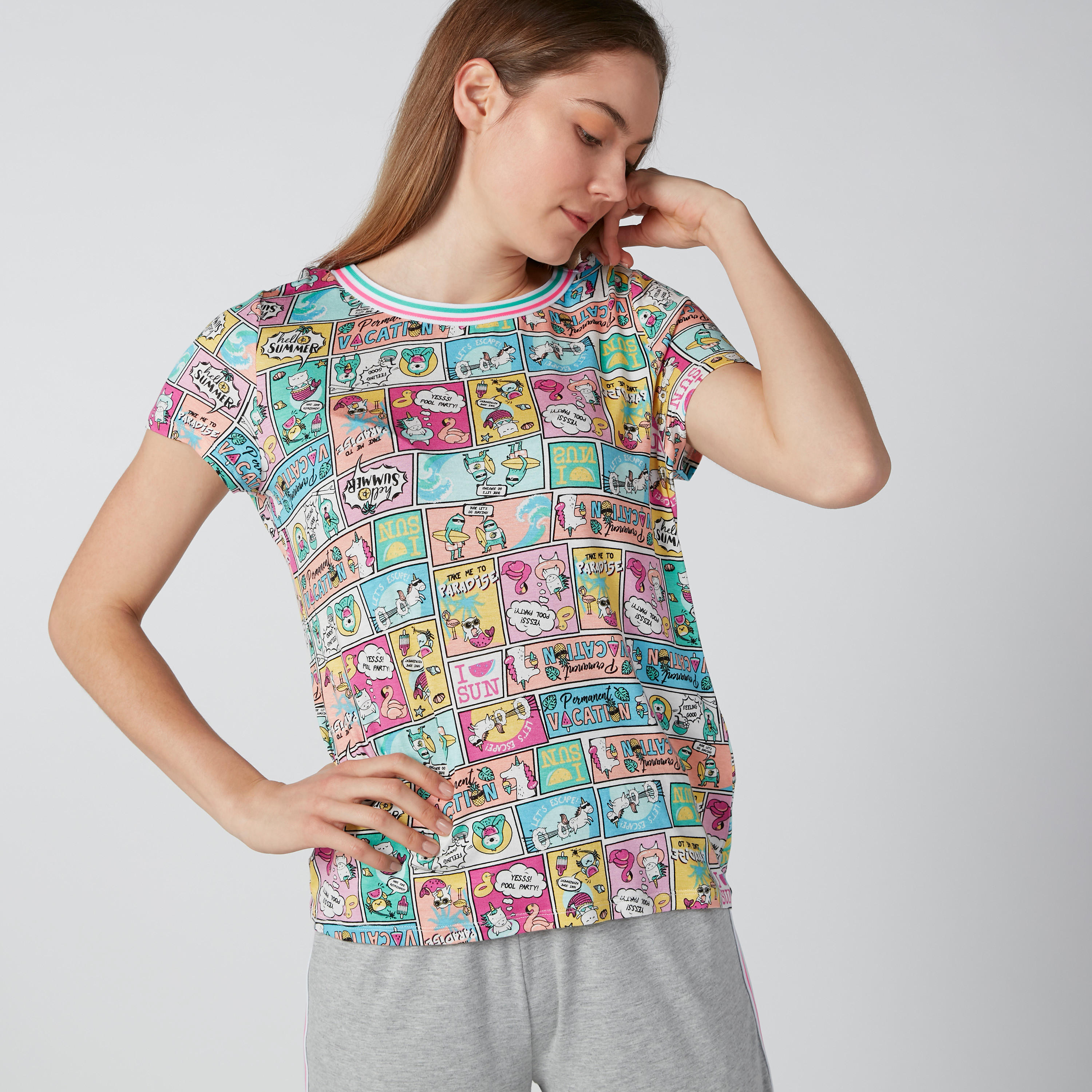 طقم بنطال كابري بشريطة وتيشيرت بياقة مستديرة وطبعات-women-clothing-nightwear-pyjamas-longsets-image-3