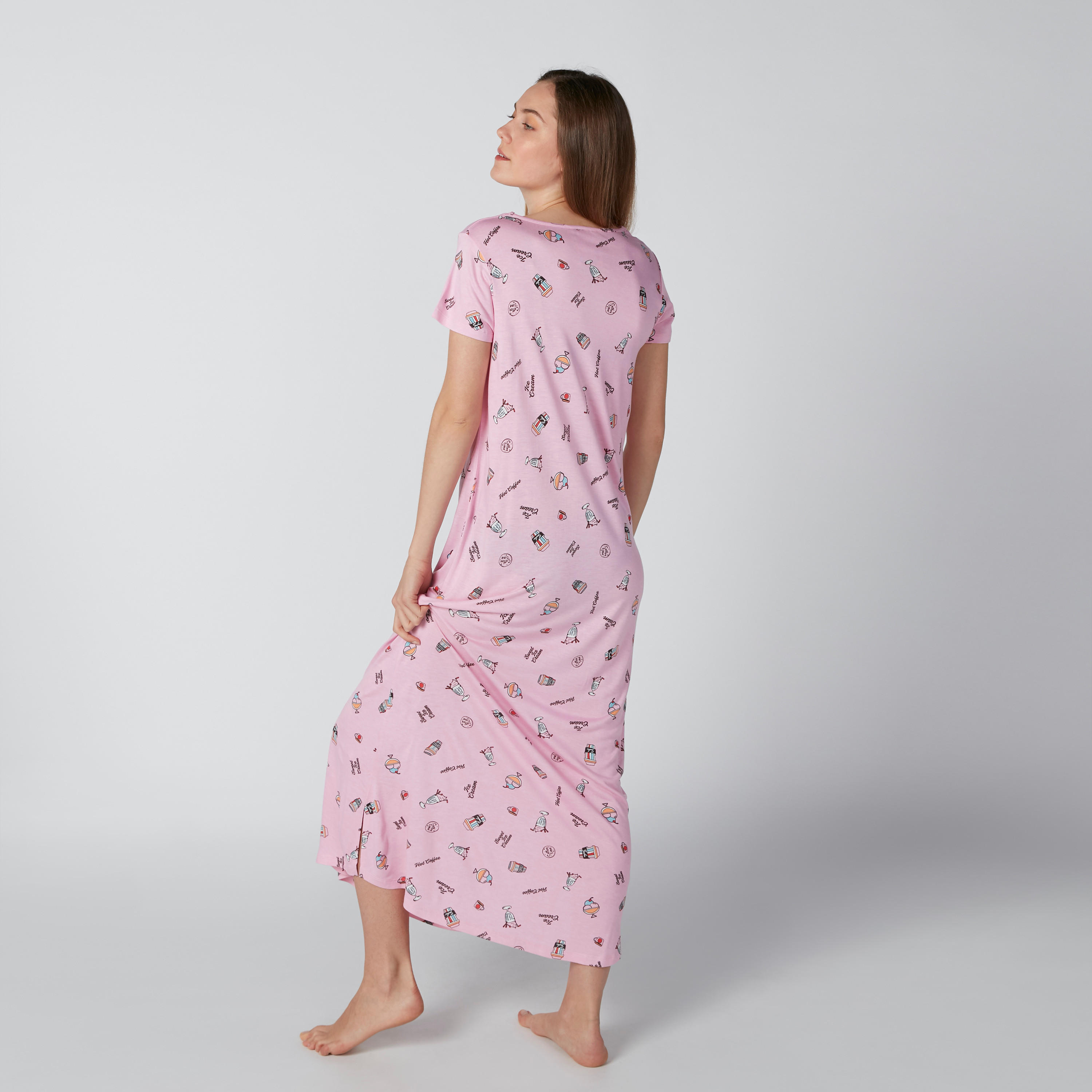 قميص نوم بياقة مستديرة وأكمام قصيرة وطبعات-women-clothing-nightwear-nighties-image-2