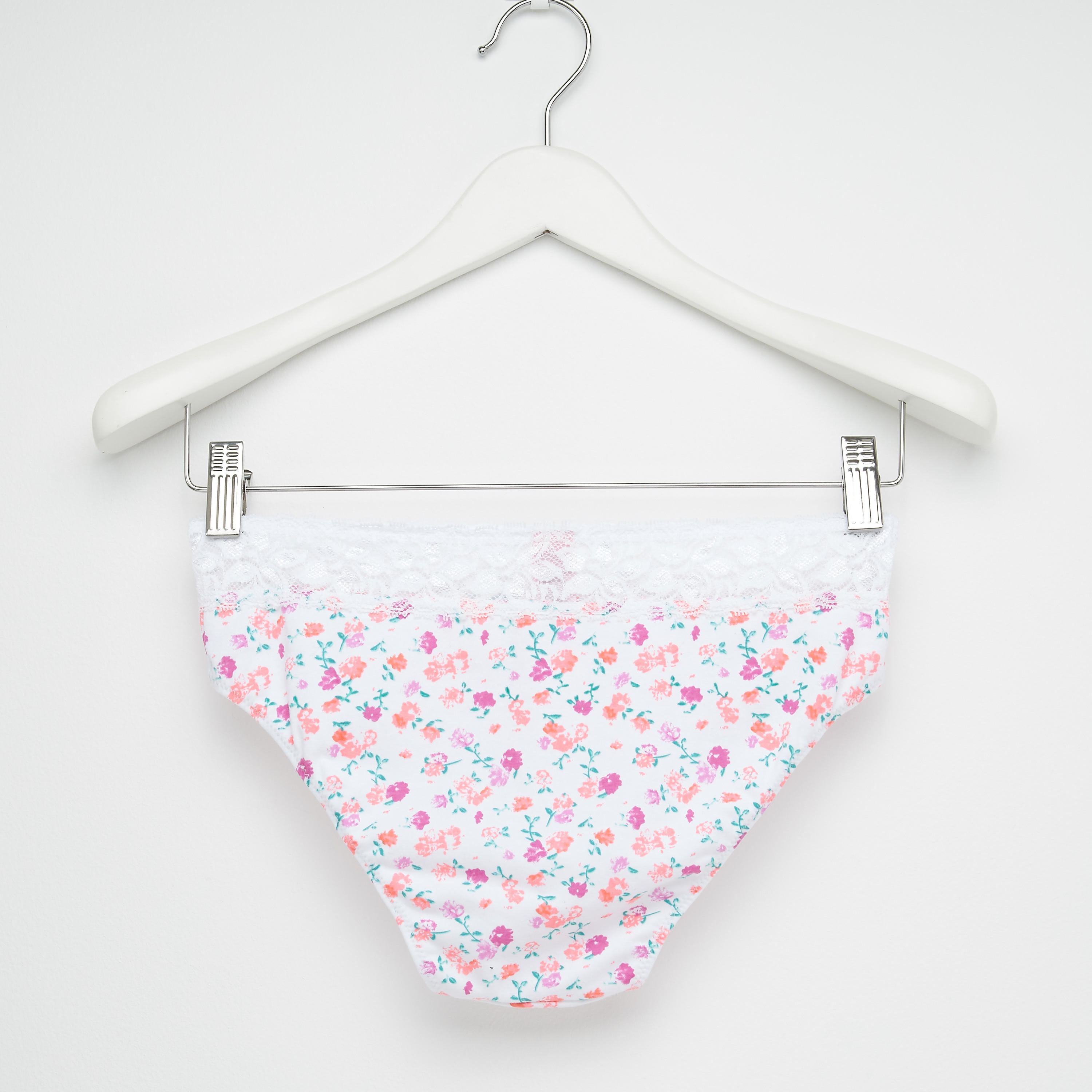 سراويل بيكيني بطبعات زهرية وتفاصيل دانتيل-women-clothing-lingerie-panties-image-2