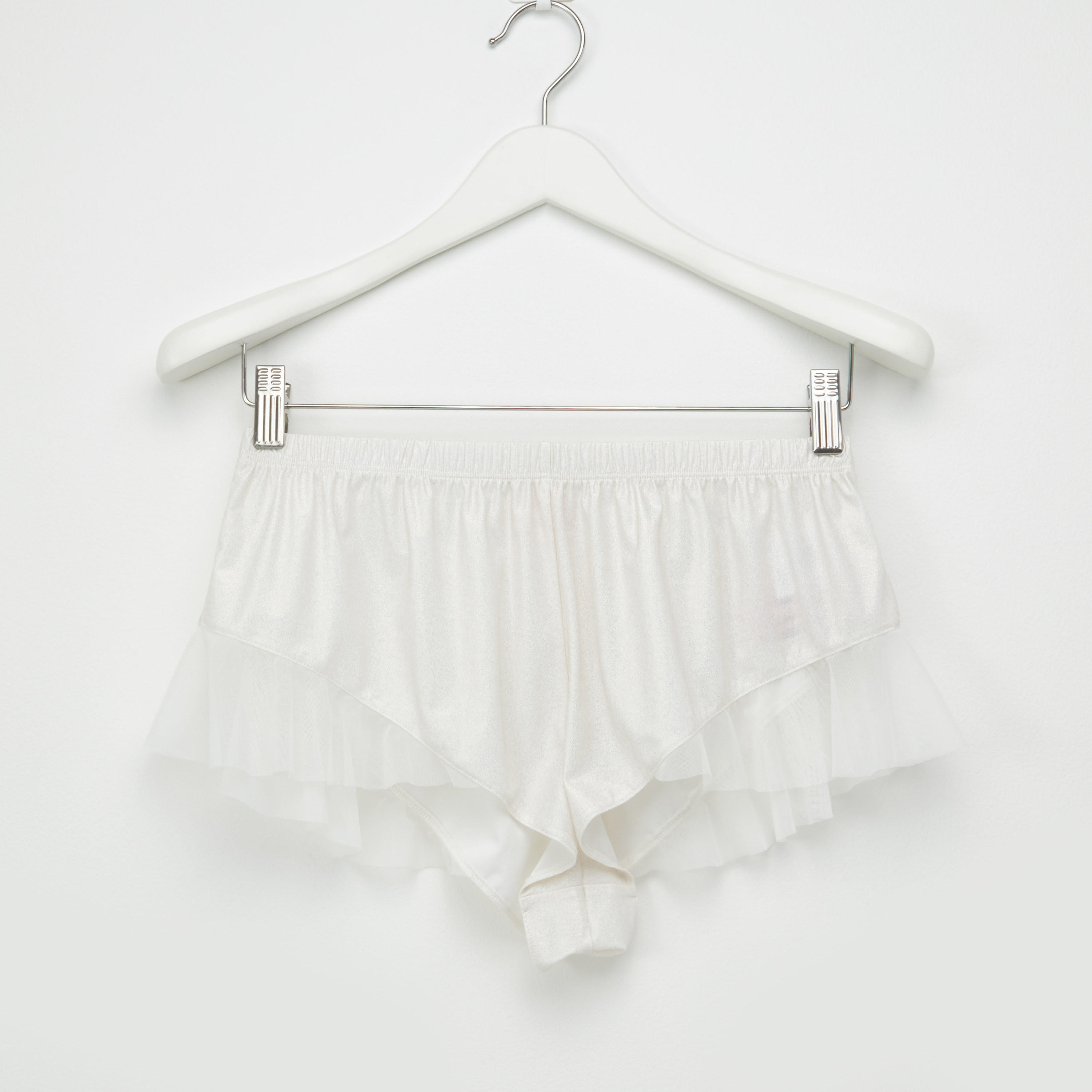 طقم شورت بثنيات وبلوزة كامي سادة-women-clothing-nightwear-pyjamas-longsets-image-5