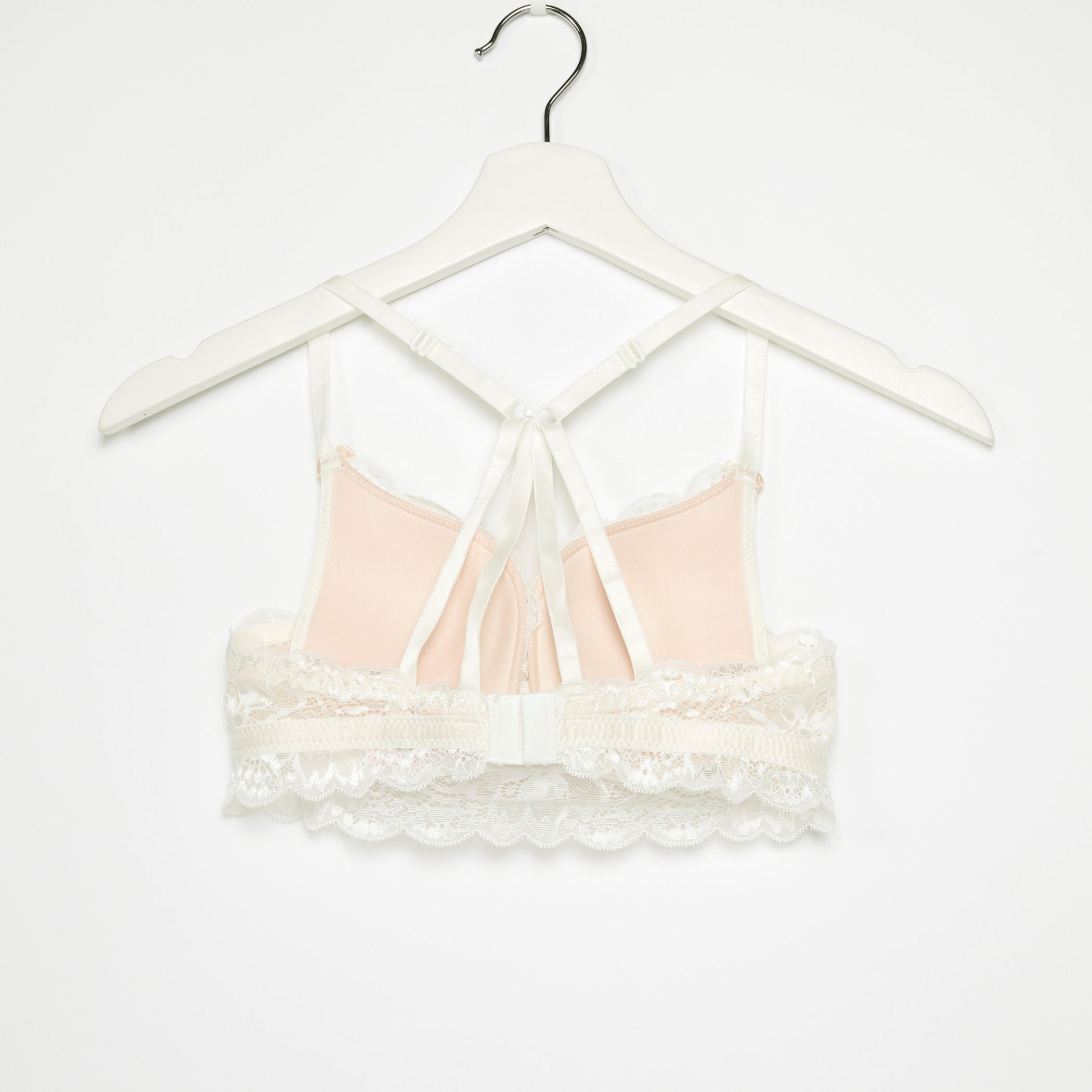 صدرية دانتيل مبطّنة مع سراويل بيكيني بتفاصيل صدفية-women-clothing-lingerie-lingeriesets-image-3