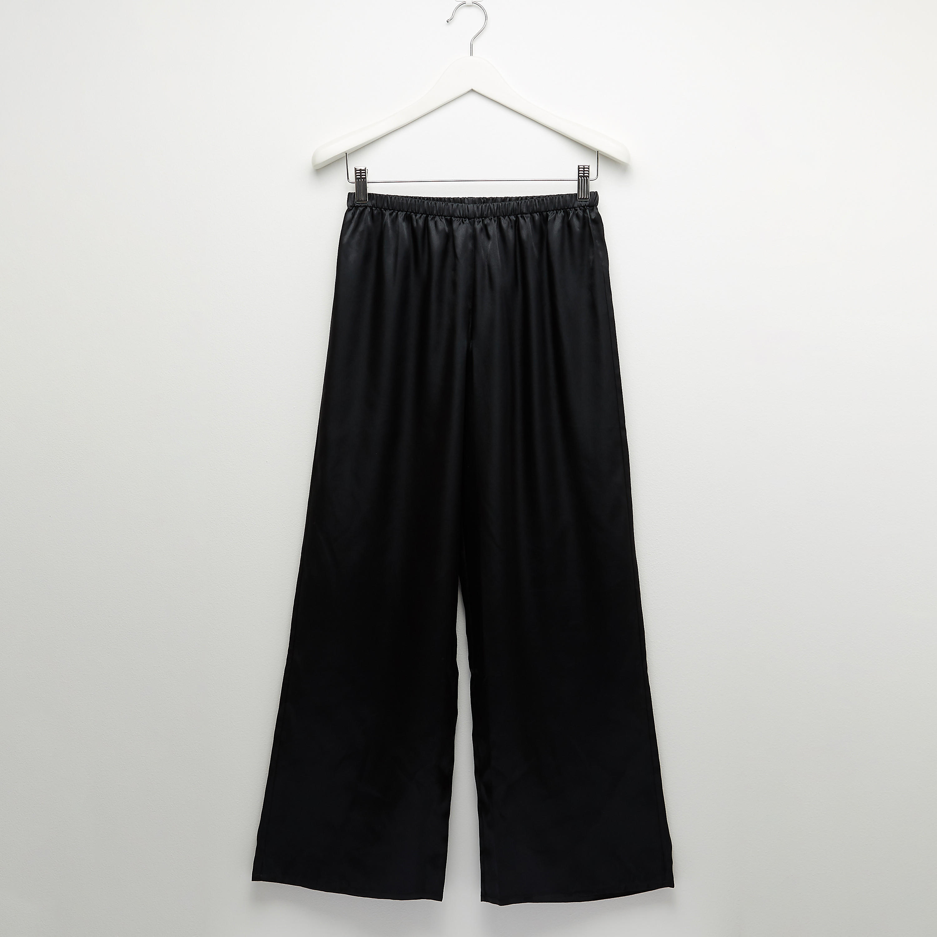 طقم بنطال بيجاما وبلوزة مطرّزة بياقة V-women-clothing-nightwear-pyjamas-longsets-image-4