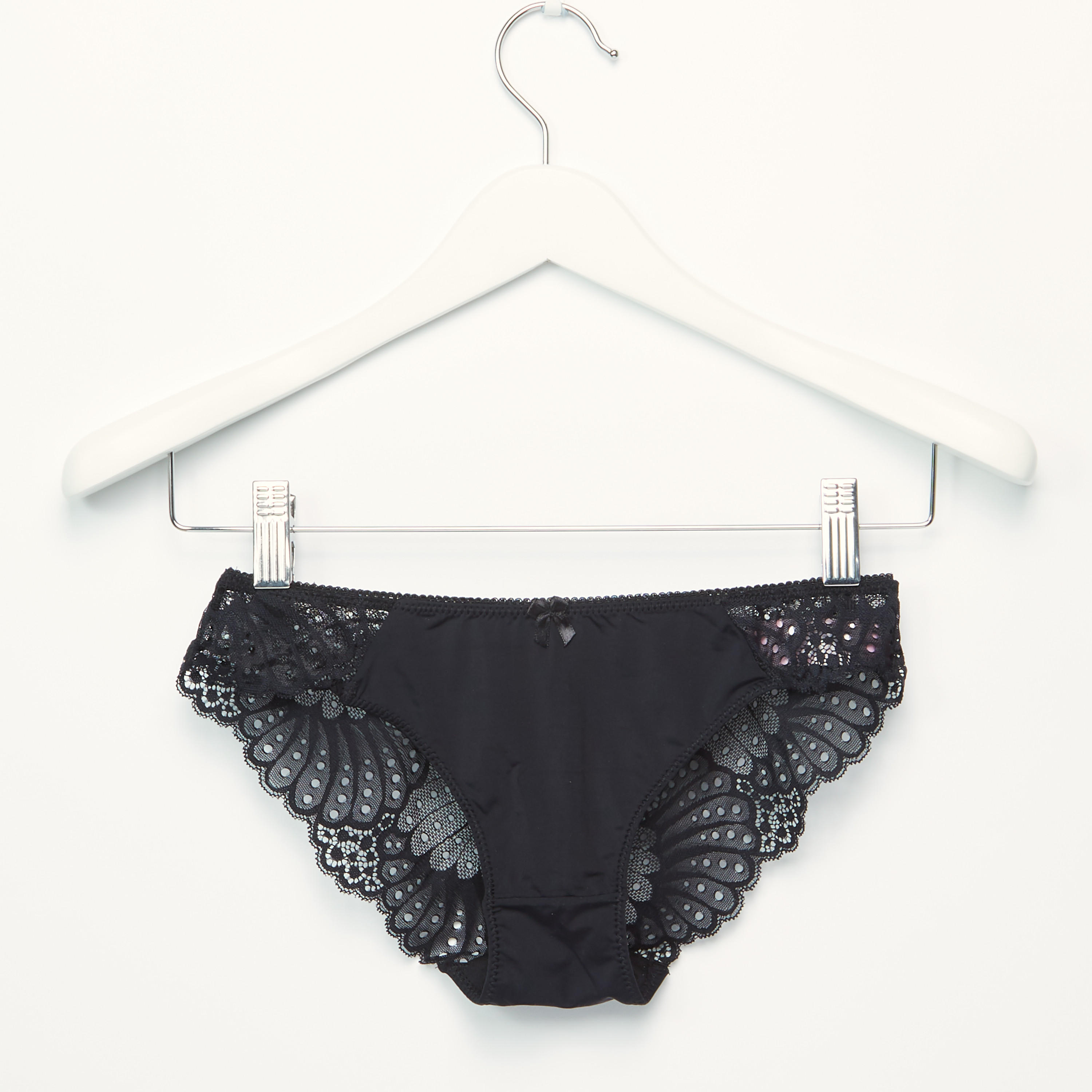 سراويل داخلية بخصر مطّاطي وتفاصيل دانتيل-women-clothing-lingerie-panties-image-1