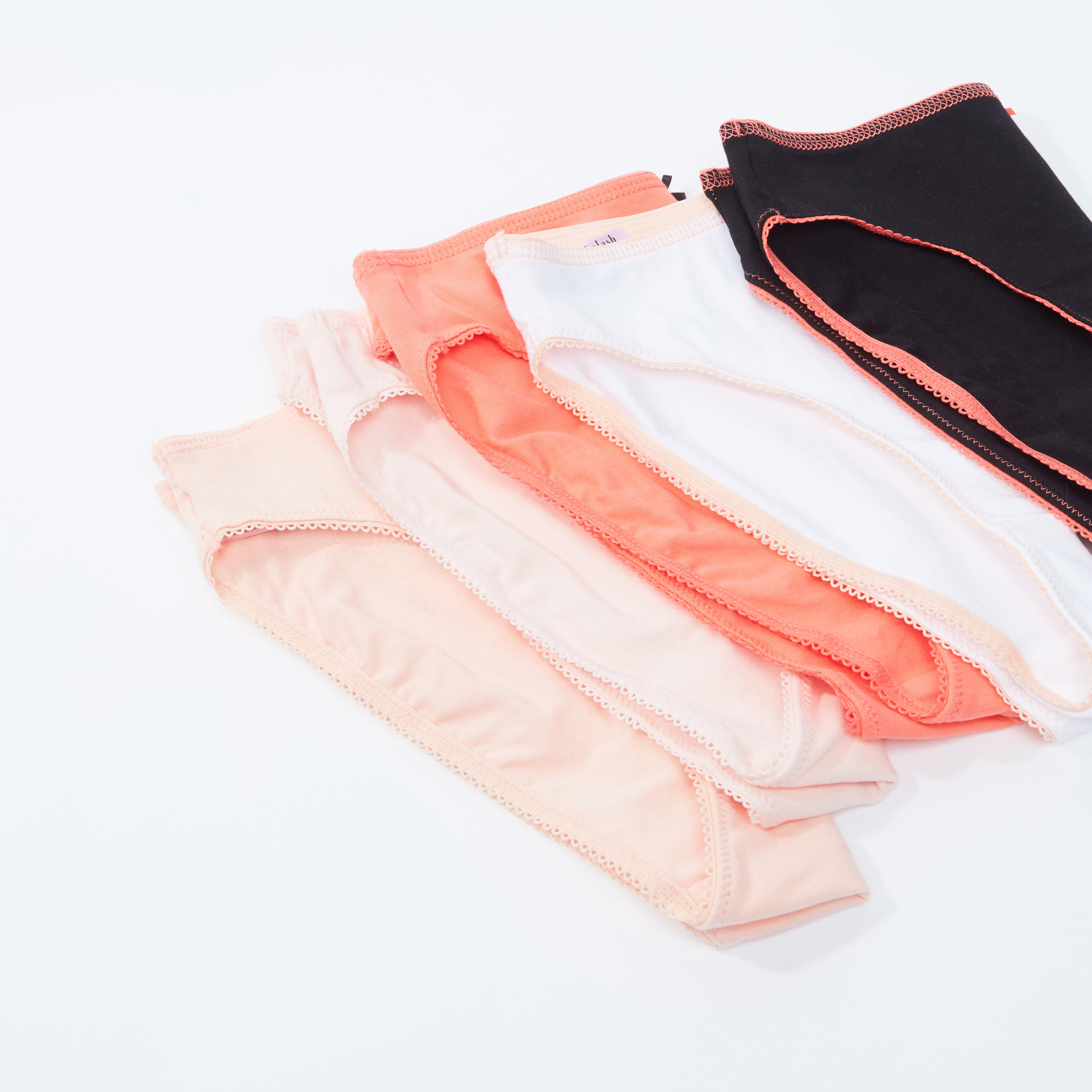 سراويل داخلية سادة بتفاصيل دانتيل - طقم من 5 قطع-women-clothing-lingerie-panties-image-2