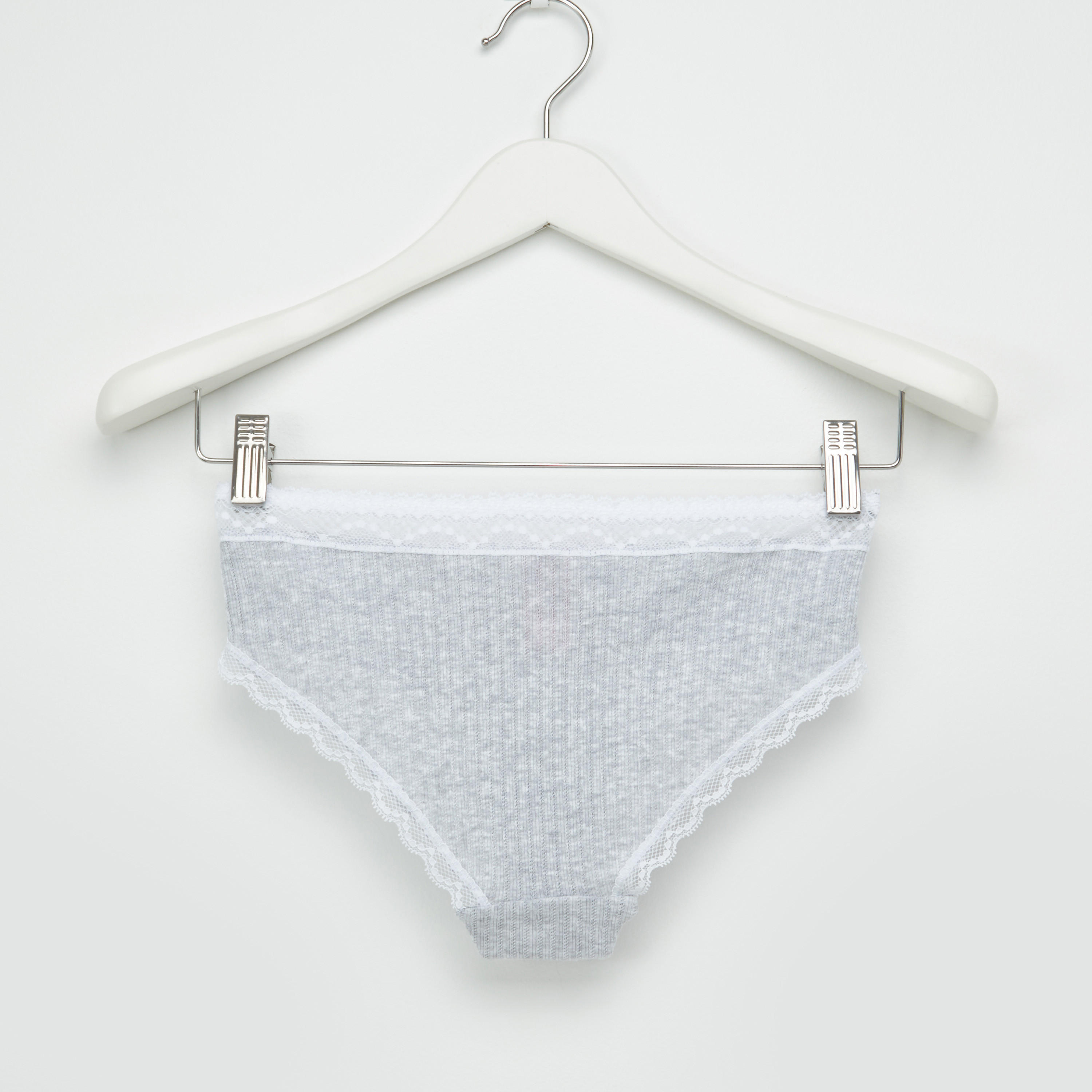 سراويل داخلية مضلّعة بتفاصيل دانتيل-women-clothing-lingerie-panties-image-2
