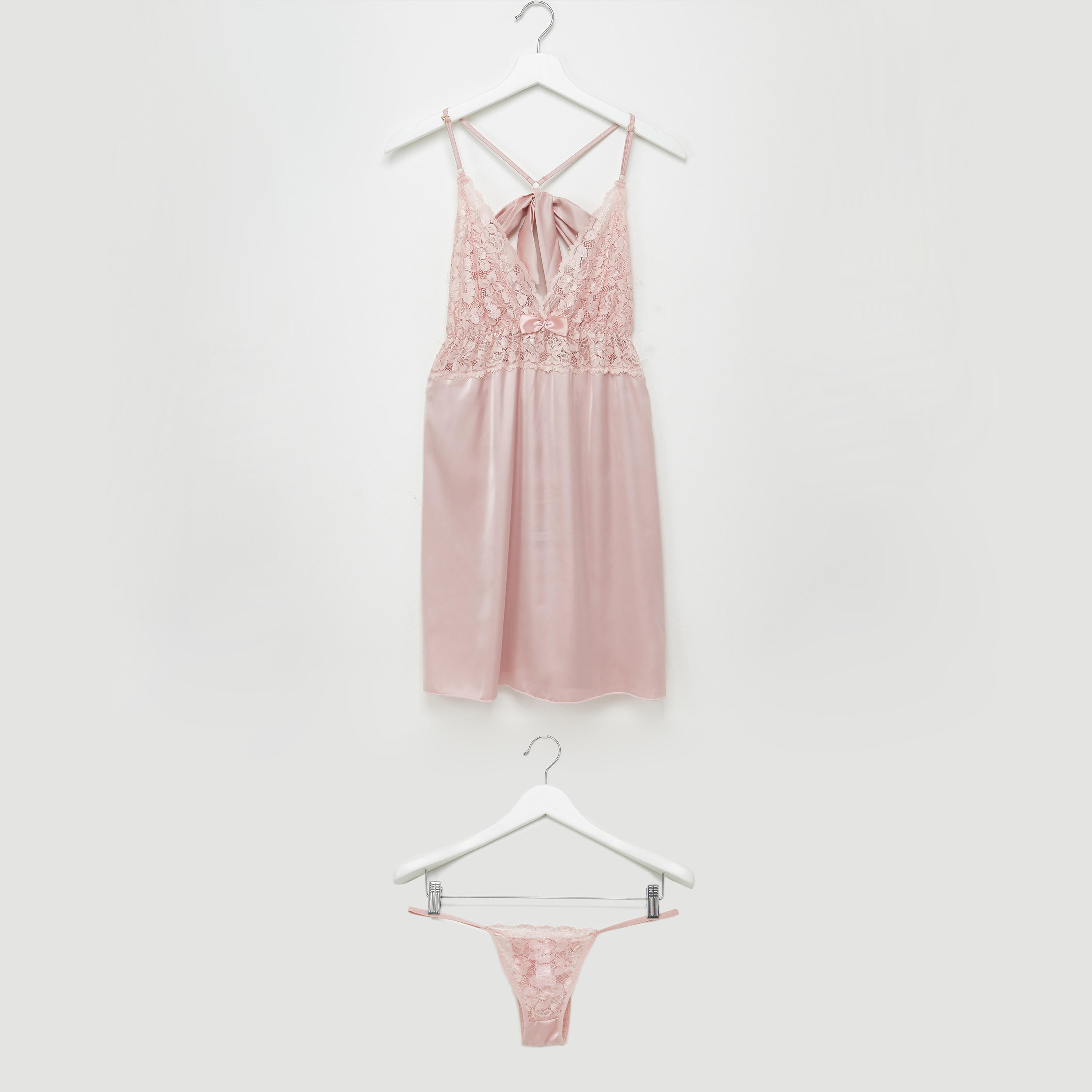 قميص نوم بياقة V وتفاصيل دانتيل مع ثونج-women-clothing-nightwear-pyjamas-longsets-image-1