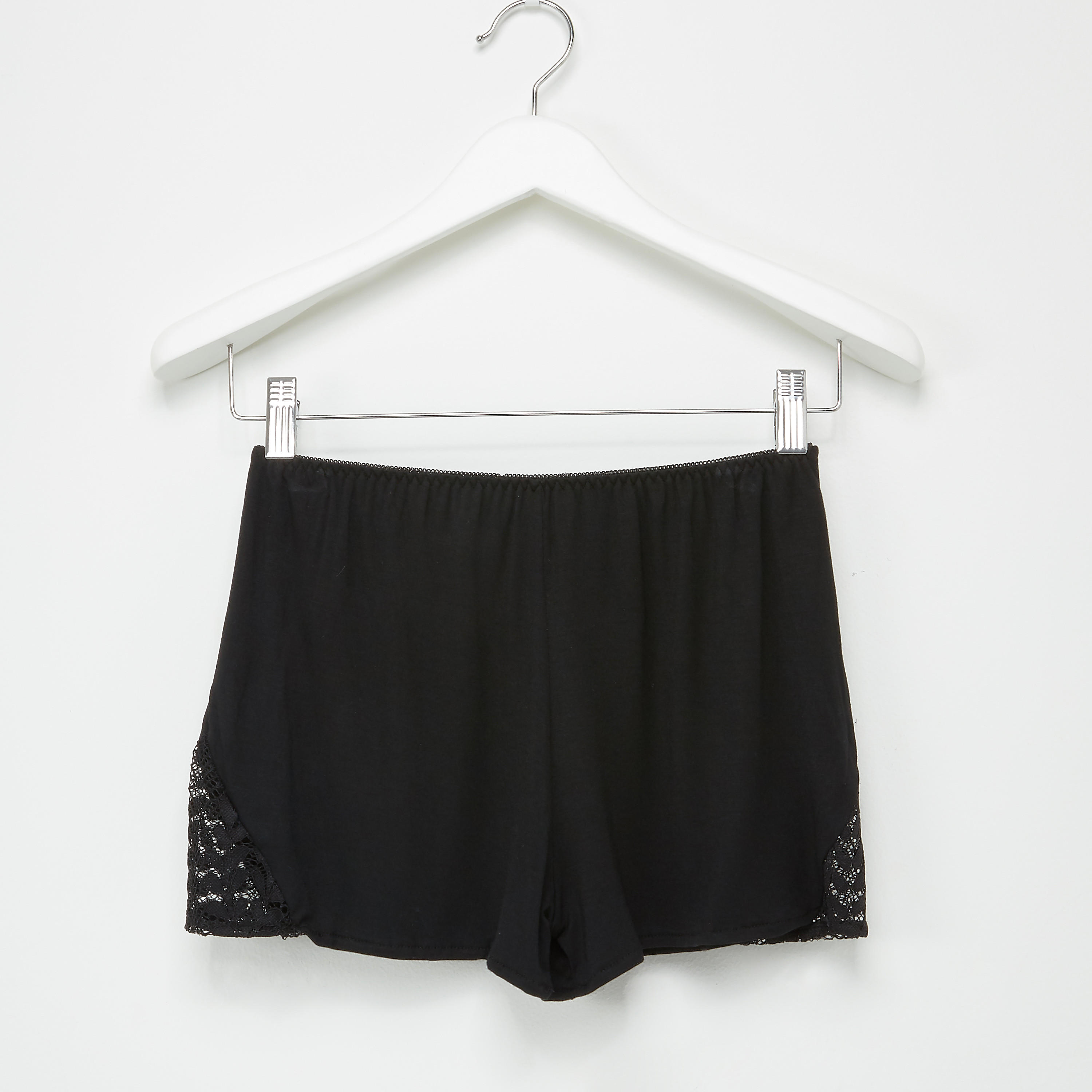 طقم قميص مبطّن بتفاصيل دانتيل وشورت-women-clothing-nightwear-pyjamas-longsets-image-5