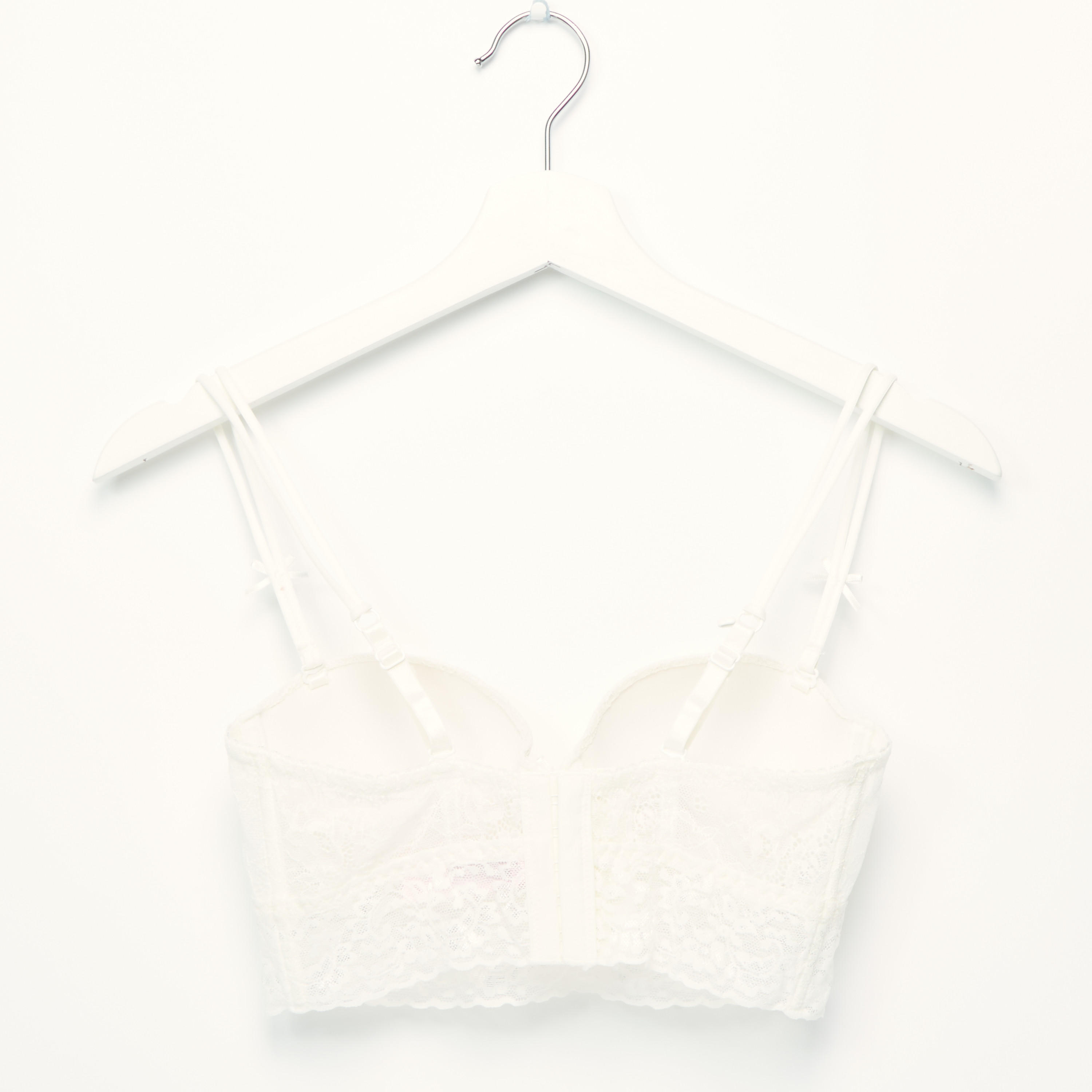 طقم سراويل داخلية وصدريّة مبطّنة بتفاصيل دانتيل-women-clothing-lingerie-lingeriesets-image-3