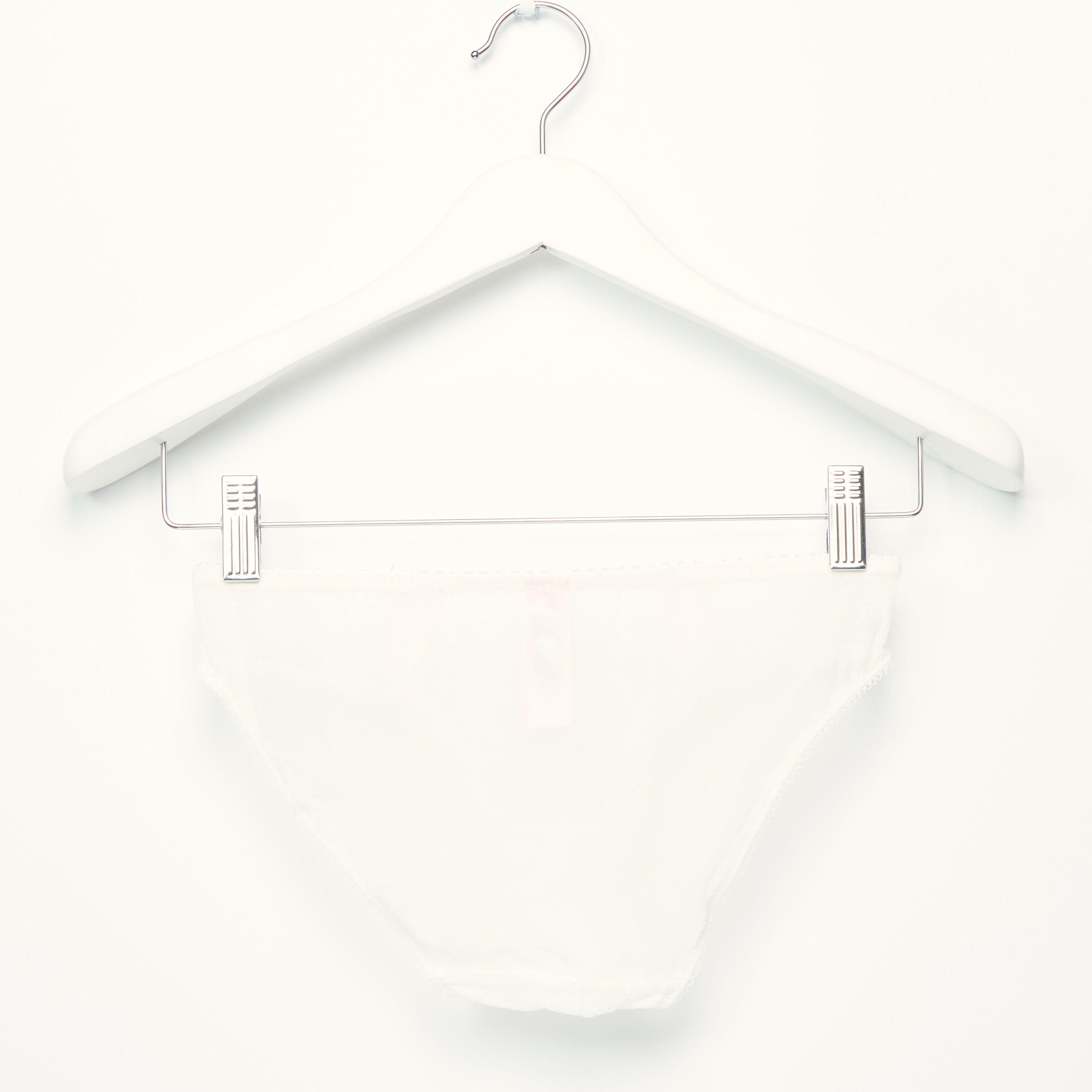 طقم سراويل داخلية وصدريّة مبطّنة بتفاصيل دانتيل-women-clothing-lingerie-lingeriesets-image-5