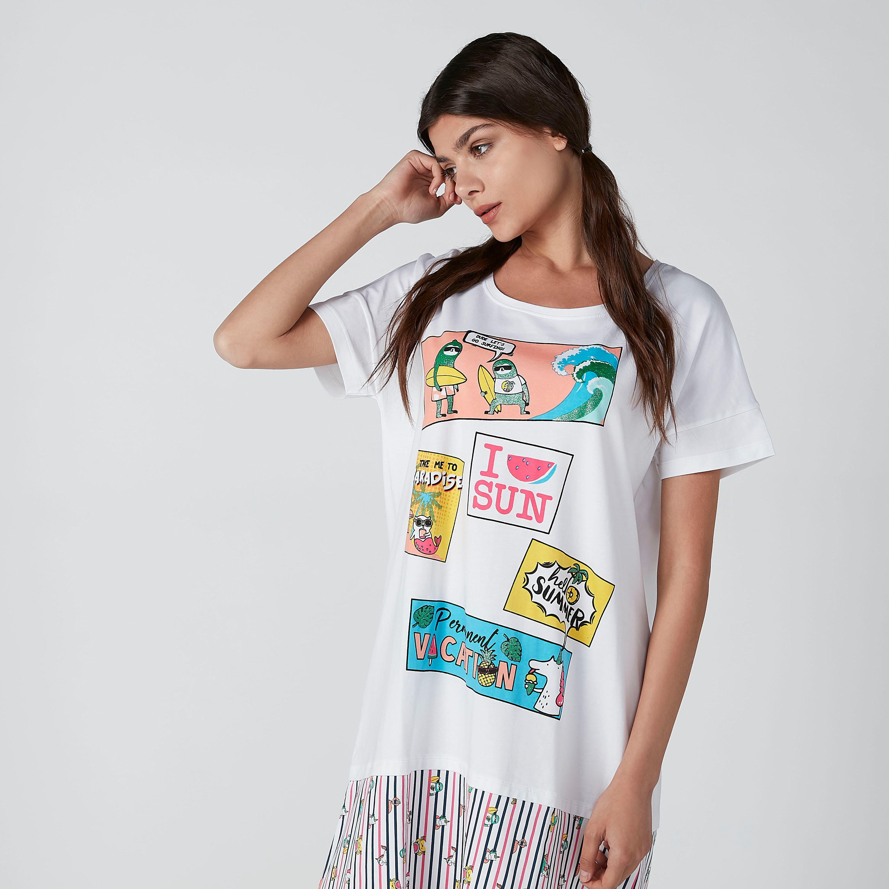 قميص نوم بحوّاف مقلّمة وطبعات-women-clothing-nightwear-nighties-image-1