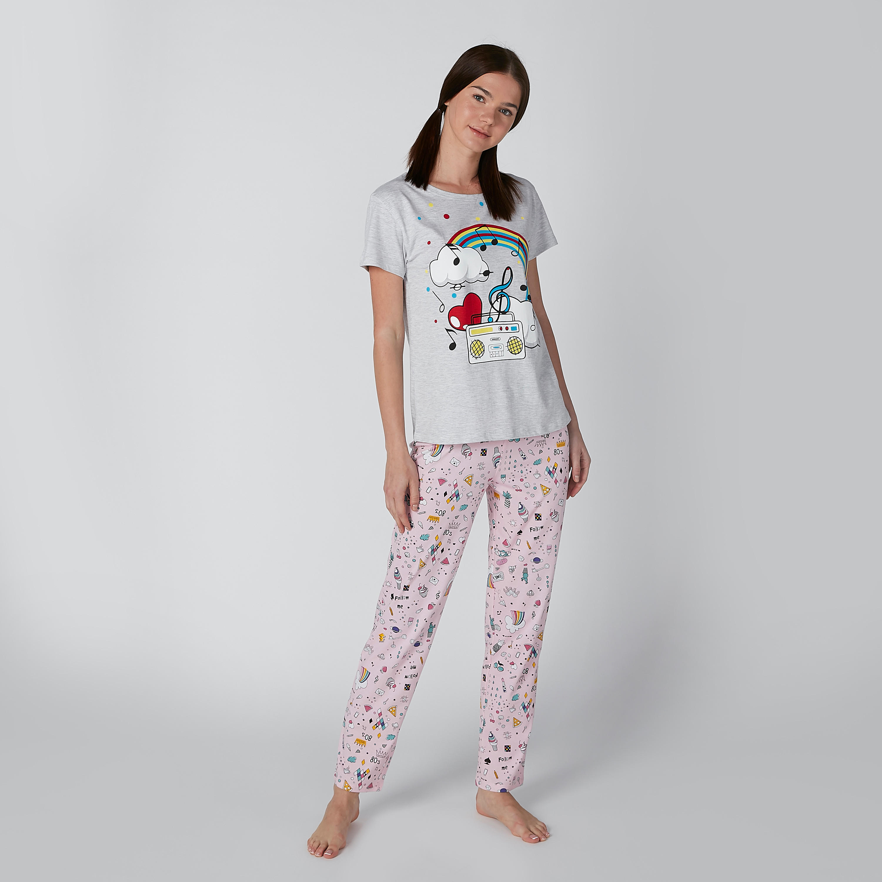 طقم بنطال بيجاما طويل وتيشيرت بطبعات-women-clothing-nightwear-pyjamas-longsets-image-3