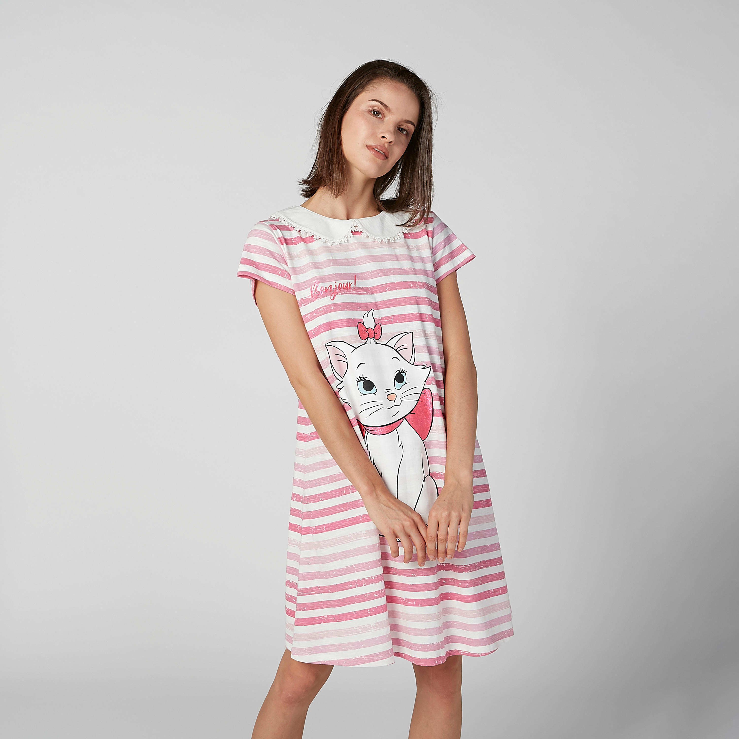قميص نوم مستدام بياقة من الدانتيل وطبعات-women-clothing-nightwear-nighties-image-1