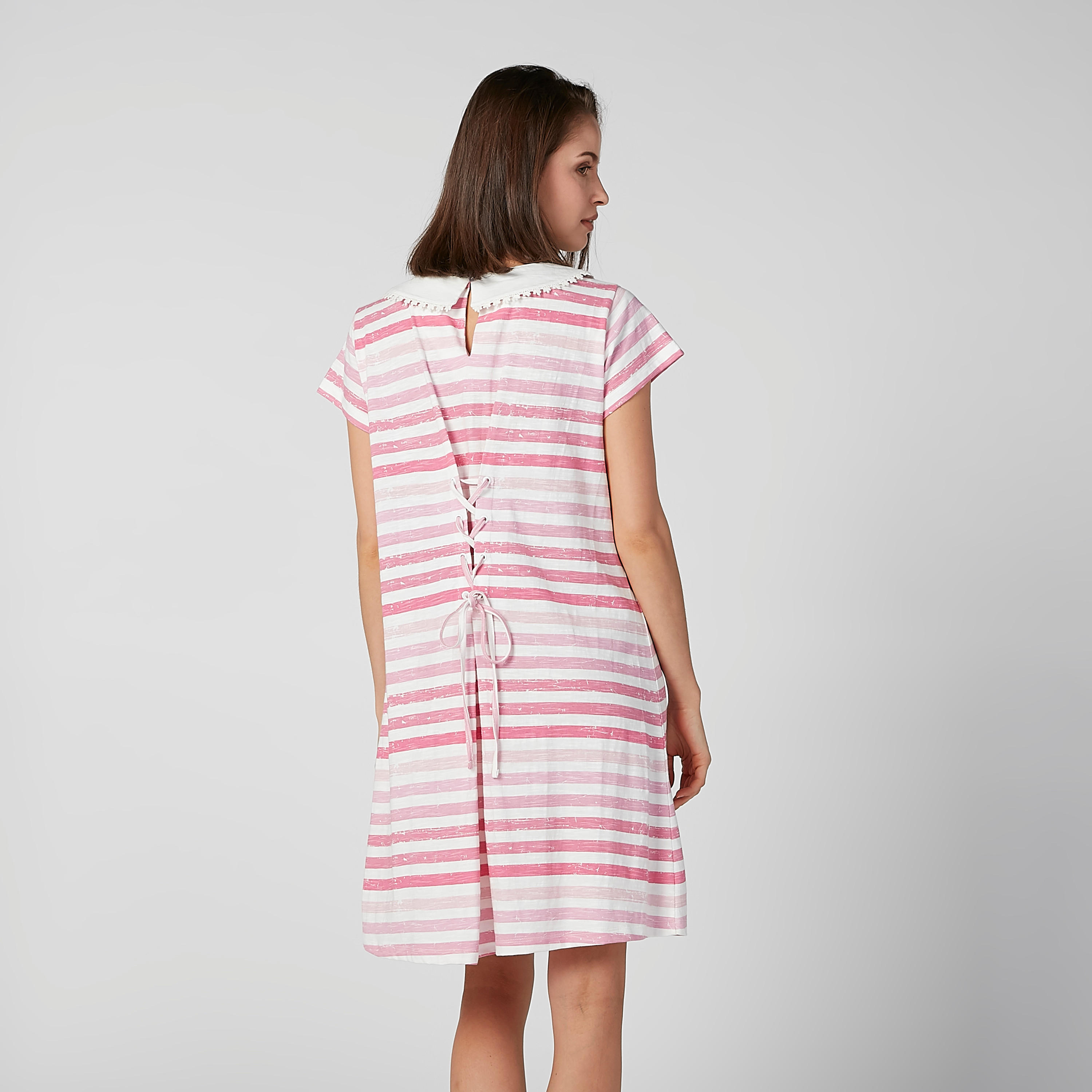 قميص نوم مستدام بياقة من الدانتيل وطبعات-women-clothing-nightwear-nighties-image-3