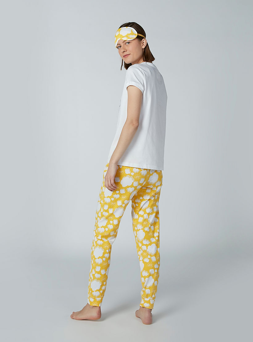 Printed Short Sleeves T-shirt with Jog Pants and Eye-mask-women-clothing-nightwear-pyjamas-longsets-image-3