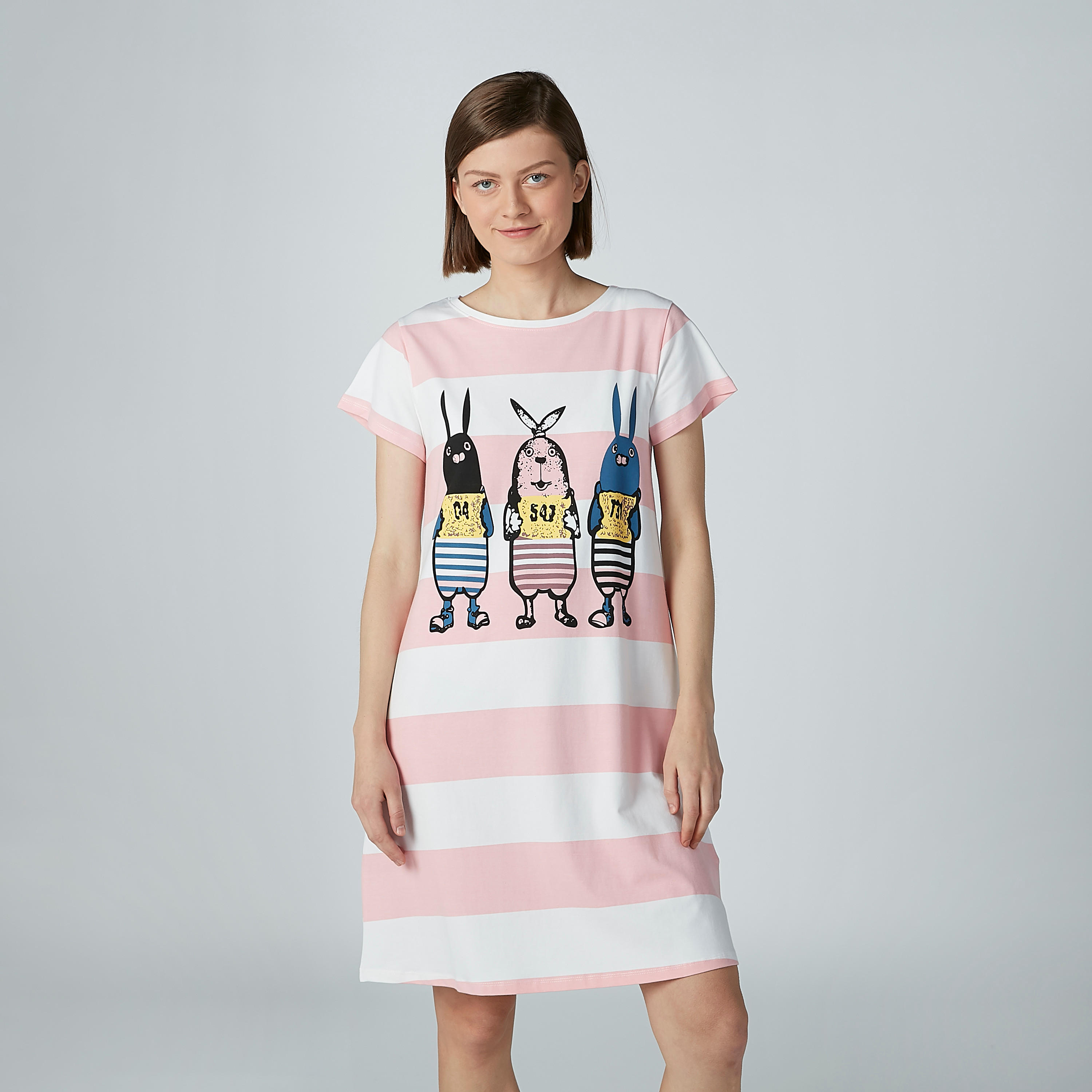 قميص نوم بياقة مستديرة وأكمام قصيرة وطبعات - طقم من قطعتين-women-clothing-nightwear-nighties-image-2