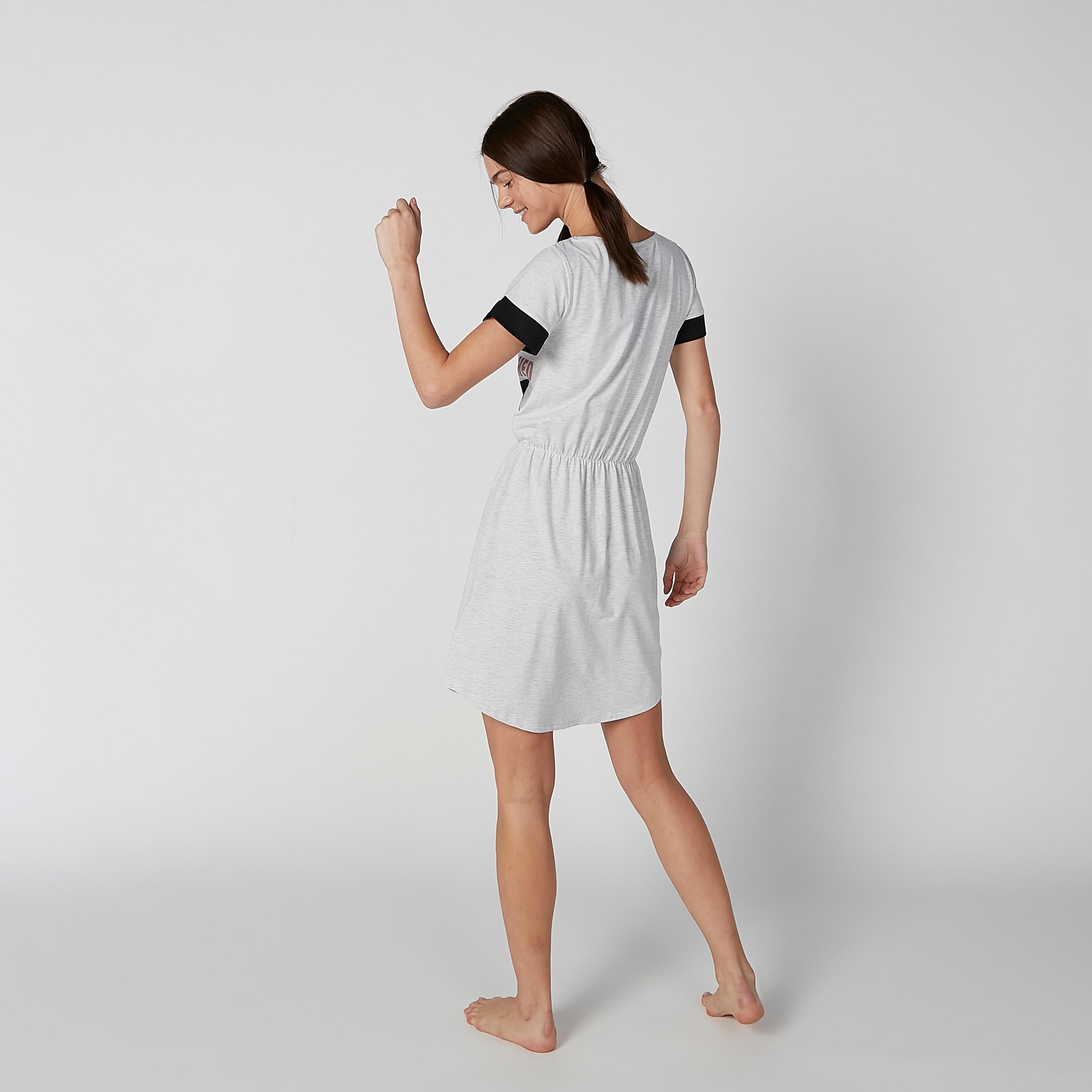 قميص نوم بياقة مستديرة وأكمام قصيرة وطبعات - طقم من قطعتين-women-clothing-nightwear-nighties-image-3