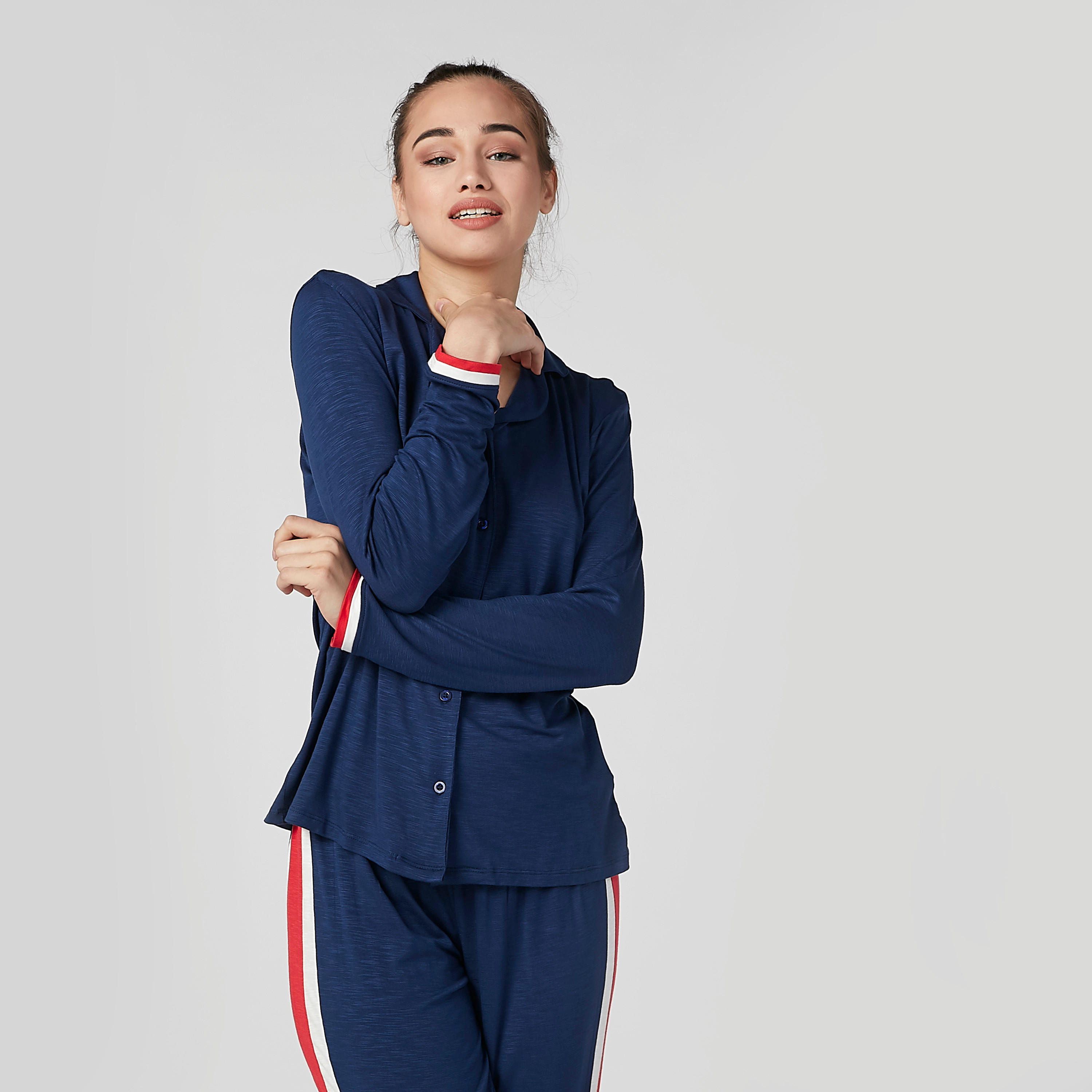 طقم بنطال بيجاما طويل وقميص مقلّم بأكمام طويلة-women-clothing-nightwear-pyjamas-longsets-image-2