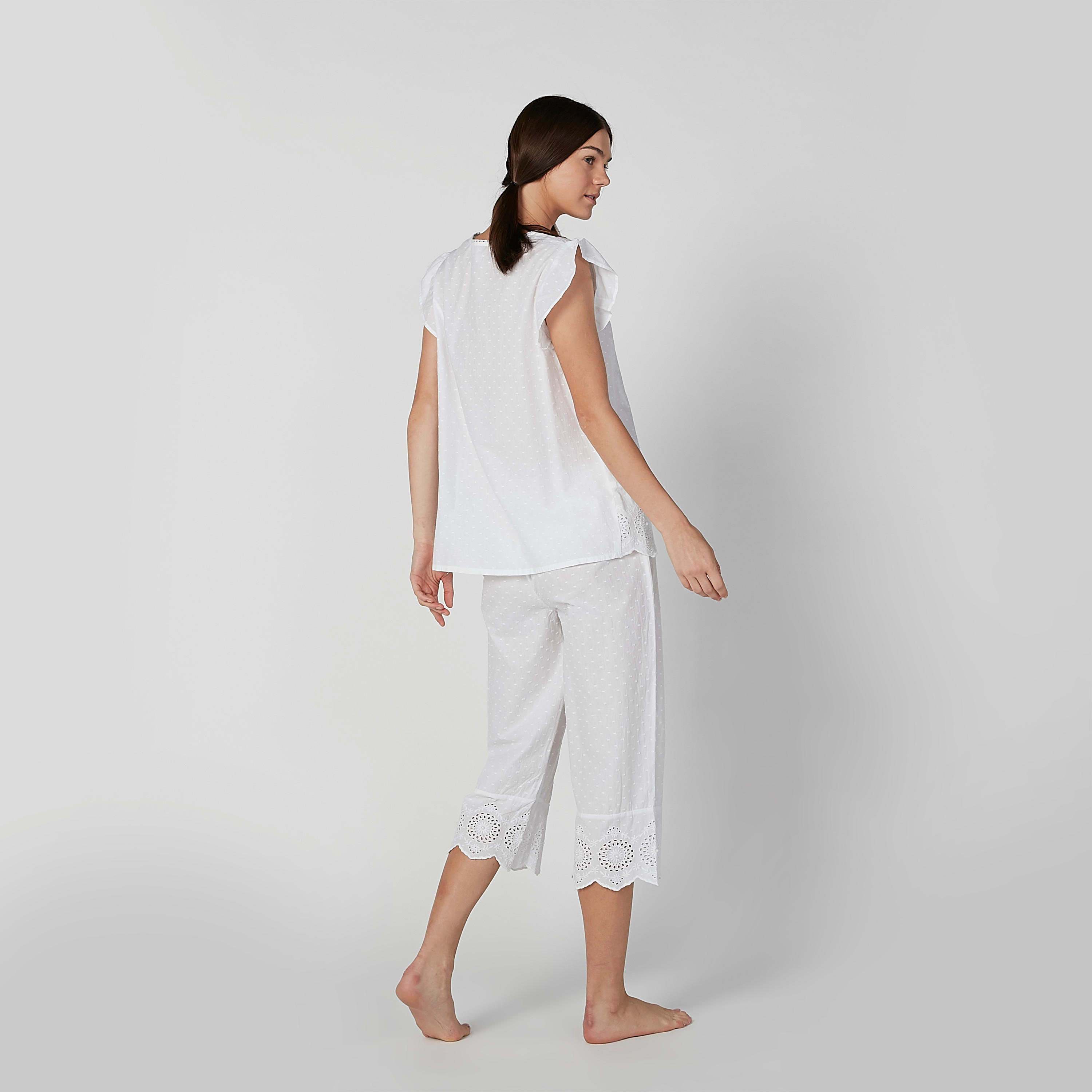طقم بنطال بيجاما 3/4 وبلوزة شيفلي دون أكمام-women-clothing-nightwear-pyjamas-longsets-image-1