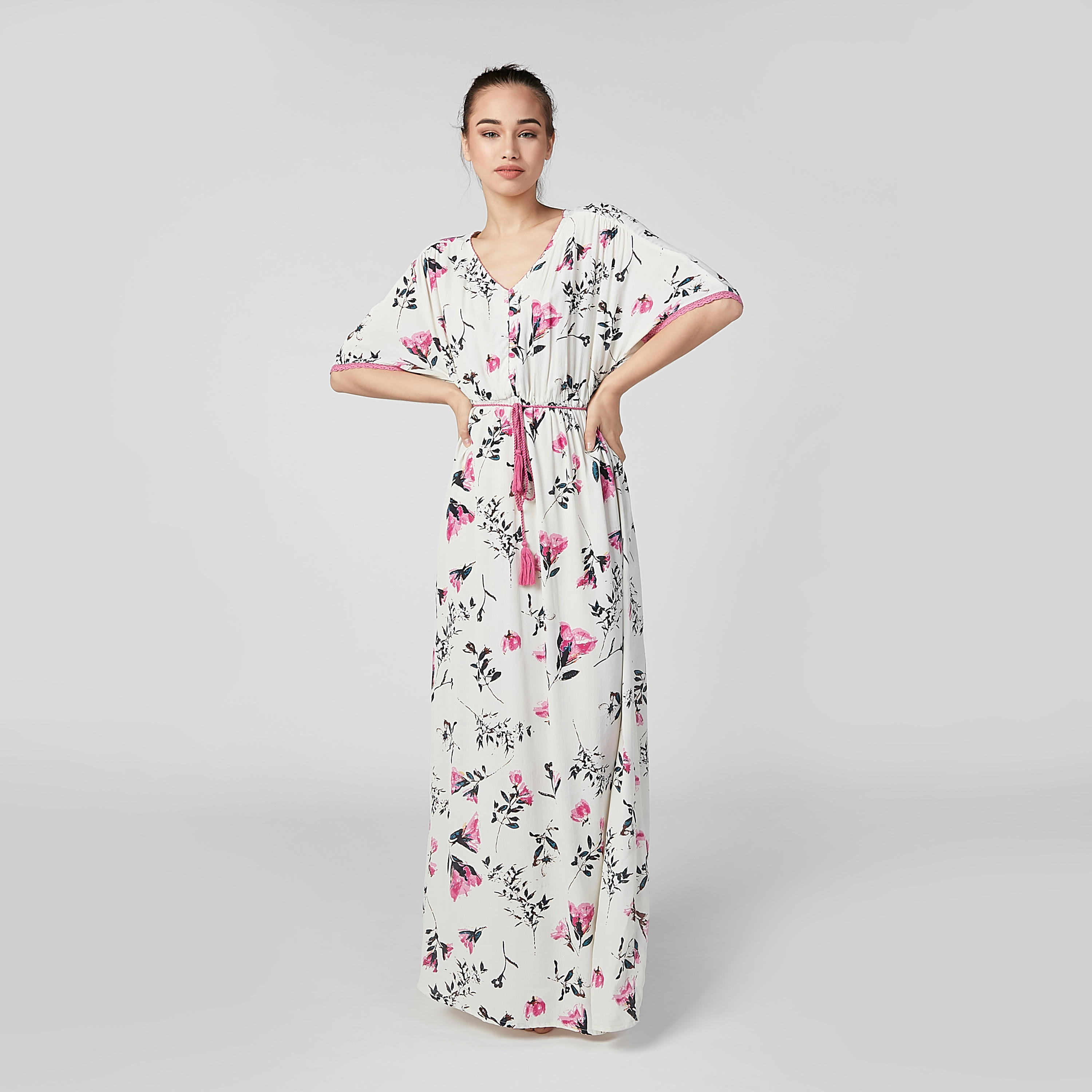 قميص نوم طويل بياقة V وأربطة وطبعات زهرية-women-clothing-nightwear-nighties-image-1