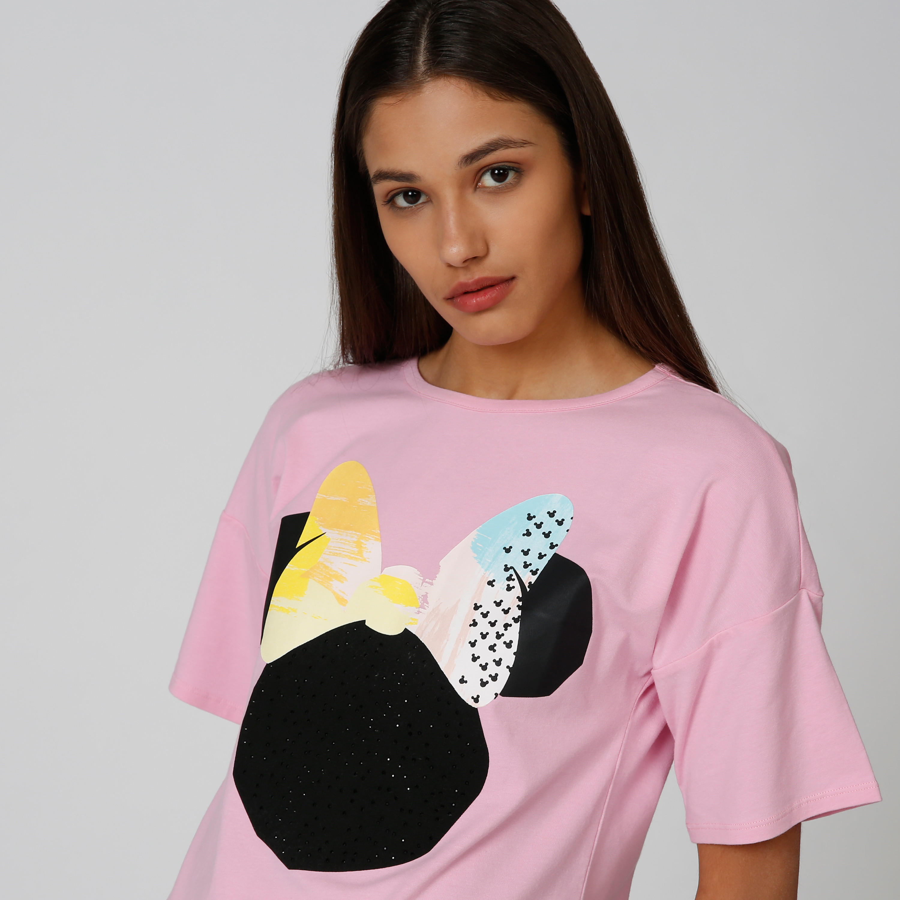 طقم بنطلون رياضي وتيشيرت بياقة مستديرة وطبعات-women-clothing-nightwear-pyjamas-longsets-image-5
