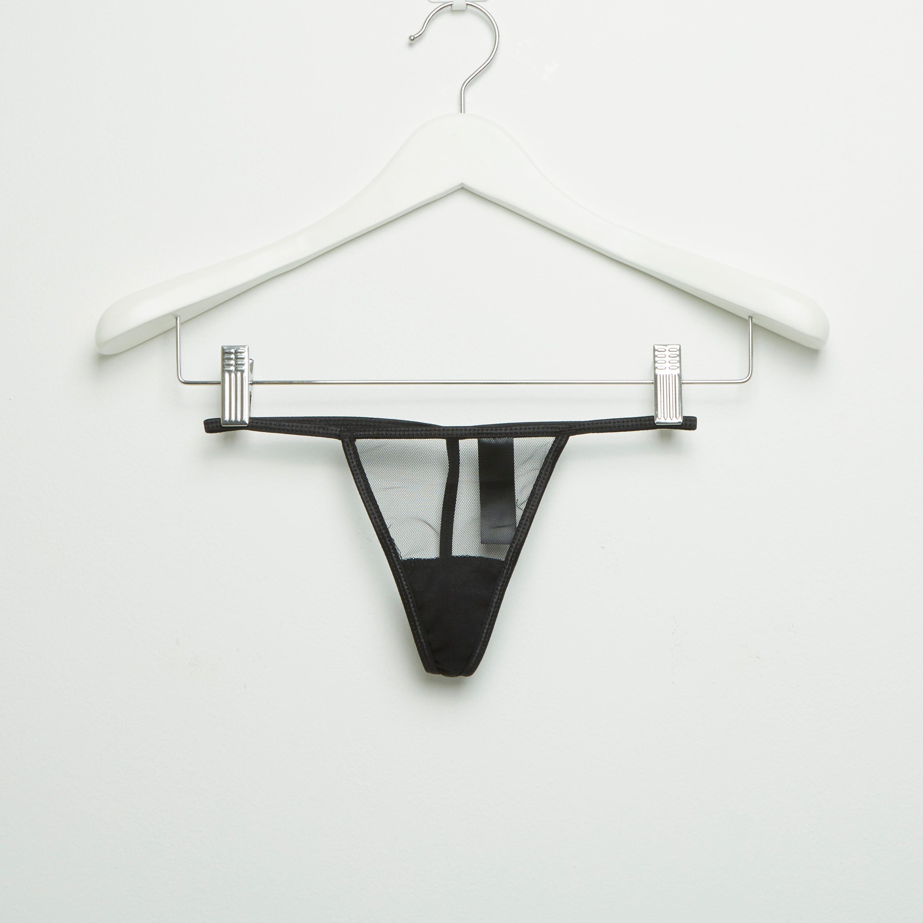 قميص نوم ماكسي دانتيل بتفاصيل ترتر مع ثونج-women-clothing-nightwear-nighties-image-5