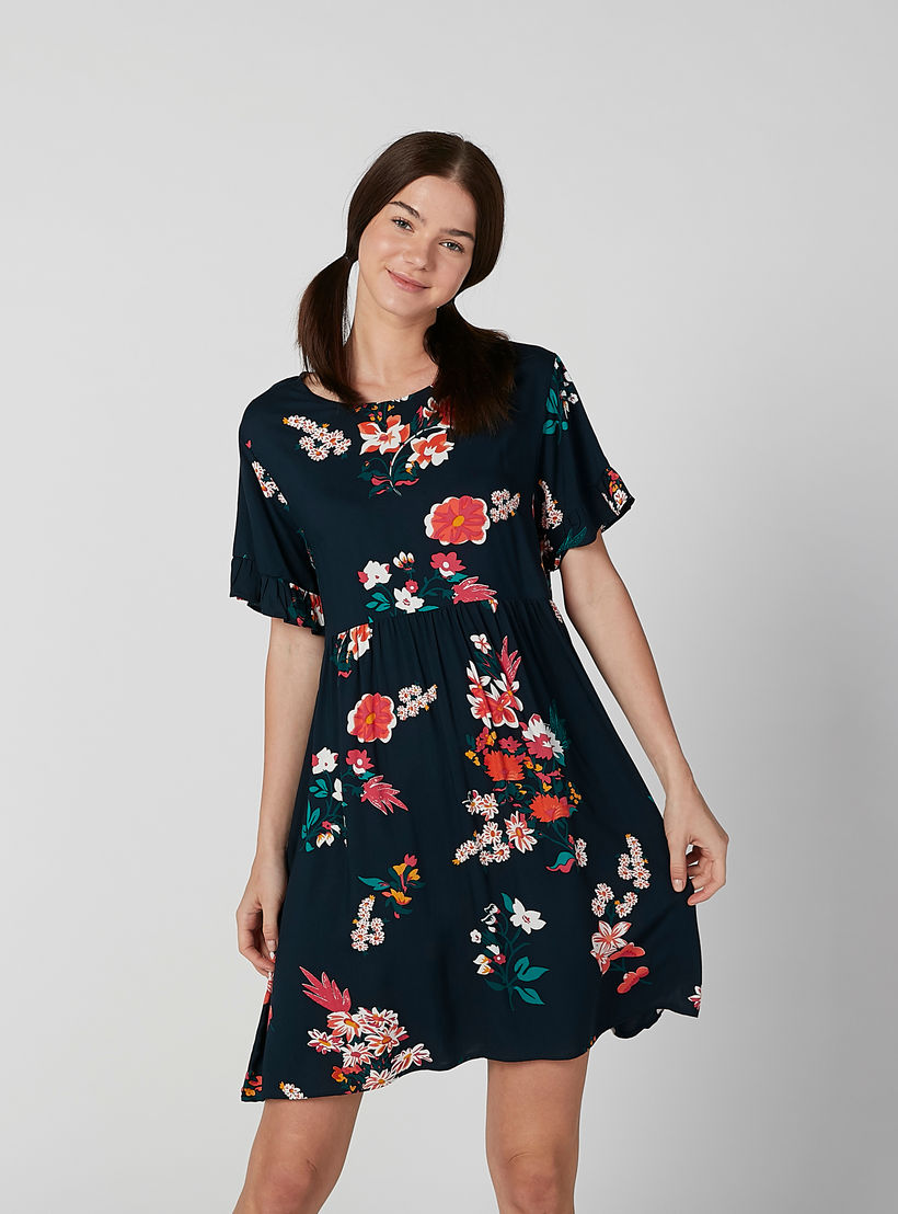 قميص نوم متنوع بياقة مستديرة وأكمام كشكش - طقم من قطعتين-women-clothing-nightwear-nighties-image-1