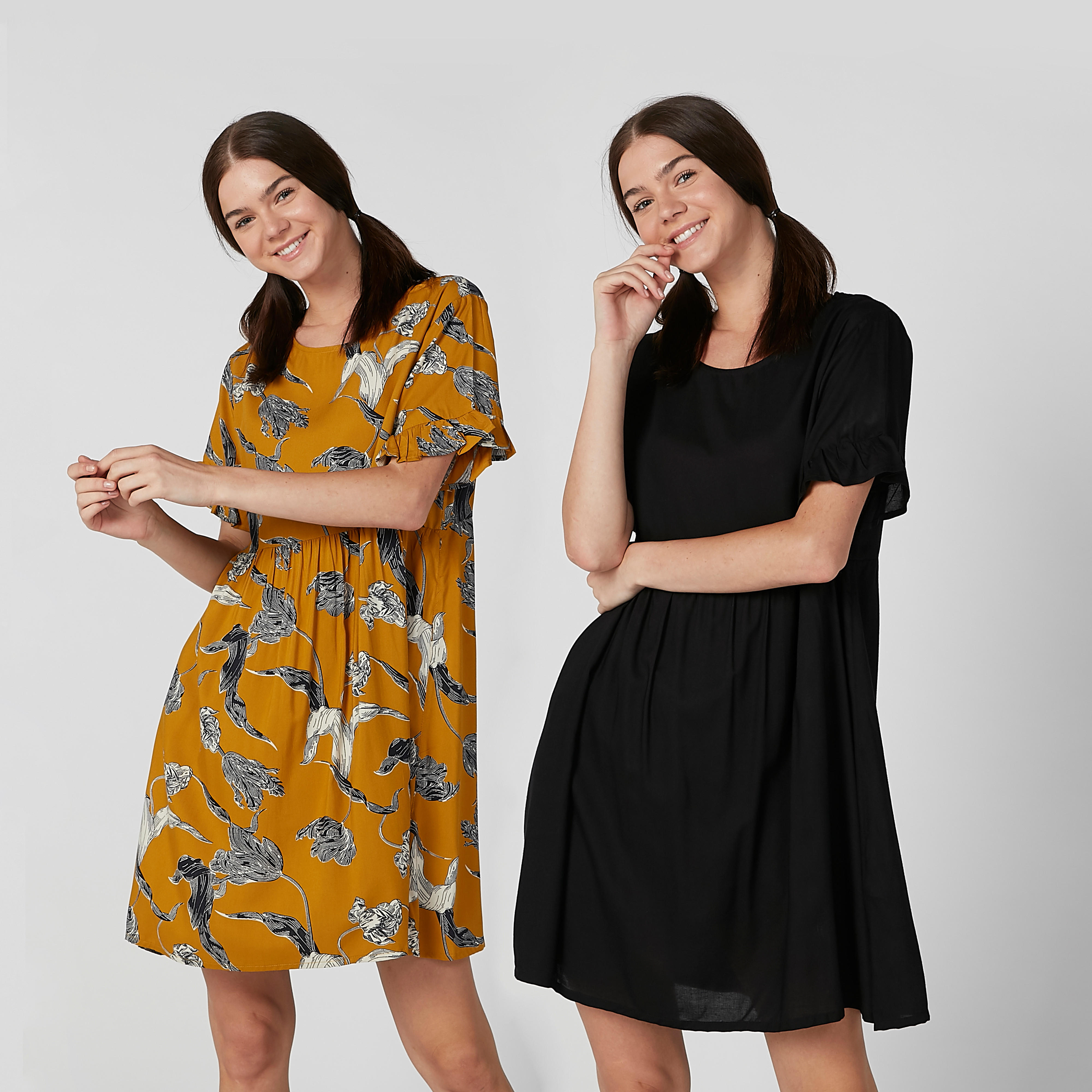 قميص نوم متنوع بياقة مستديرة وأكمام كشكش - طقم من قطعتين-women-clothing-nightwear-nighties-image-1