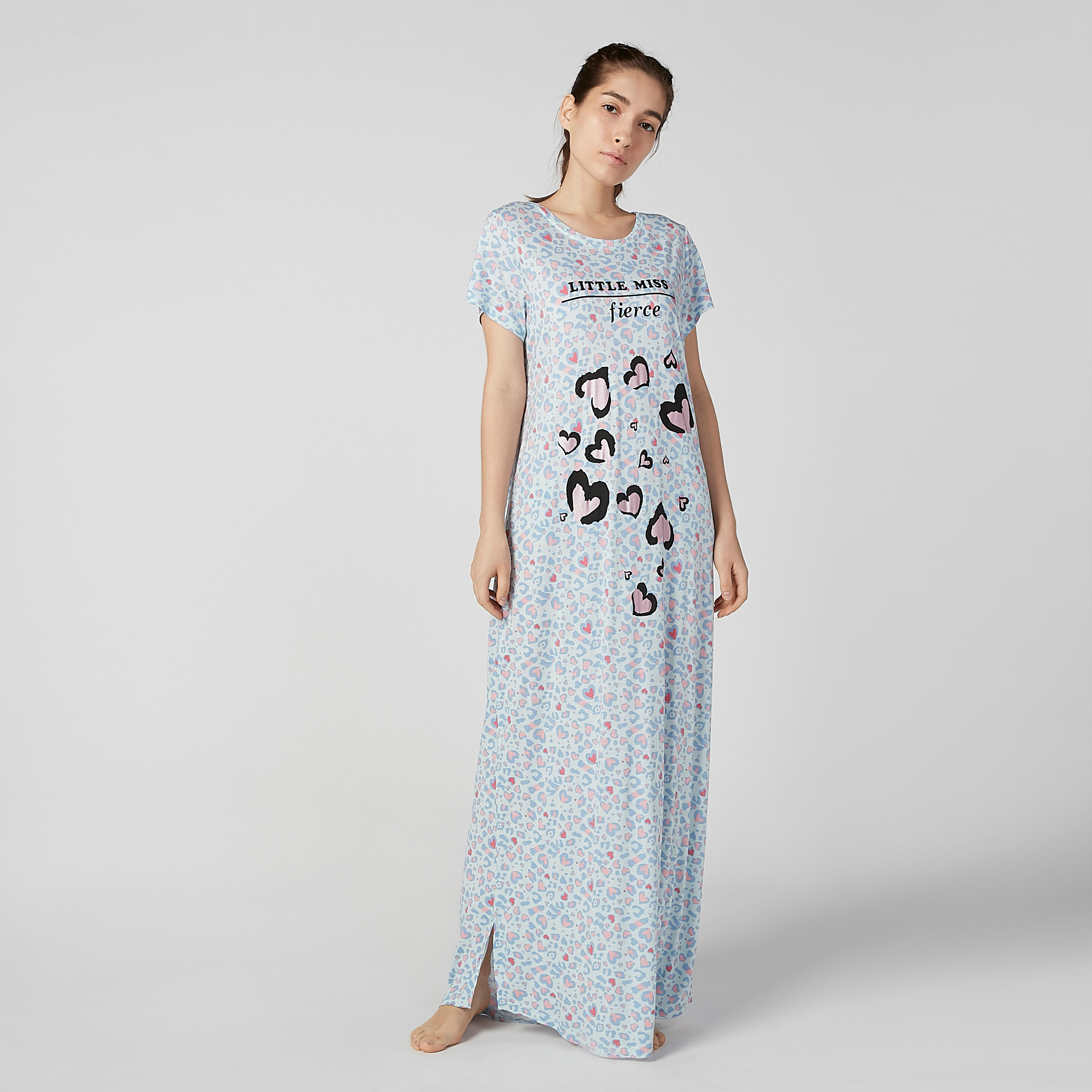 قميص نوم مستدام طويل بأكمام قصيرة وطبعات-women-clothing-nightwear-nighties-image-1