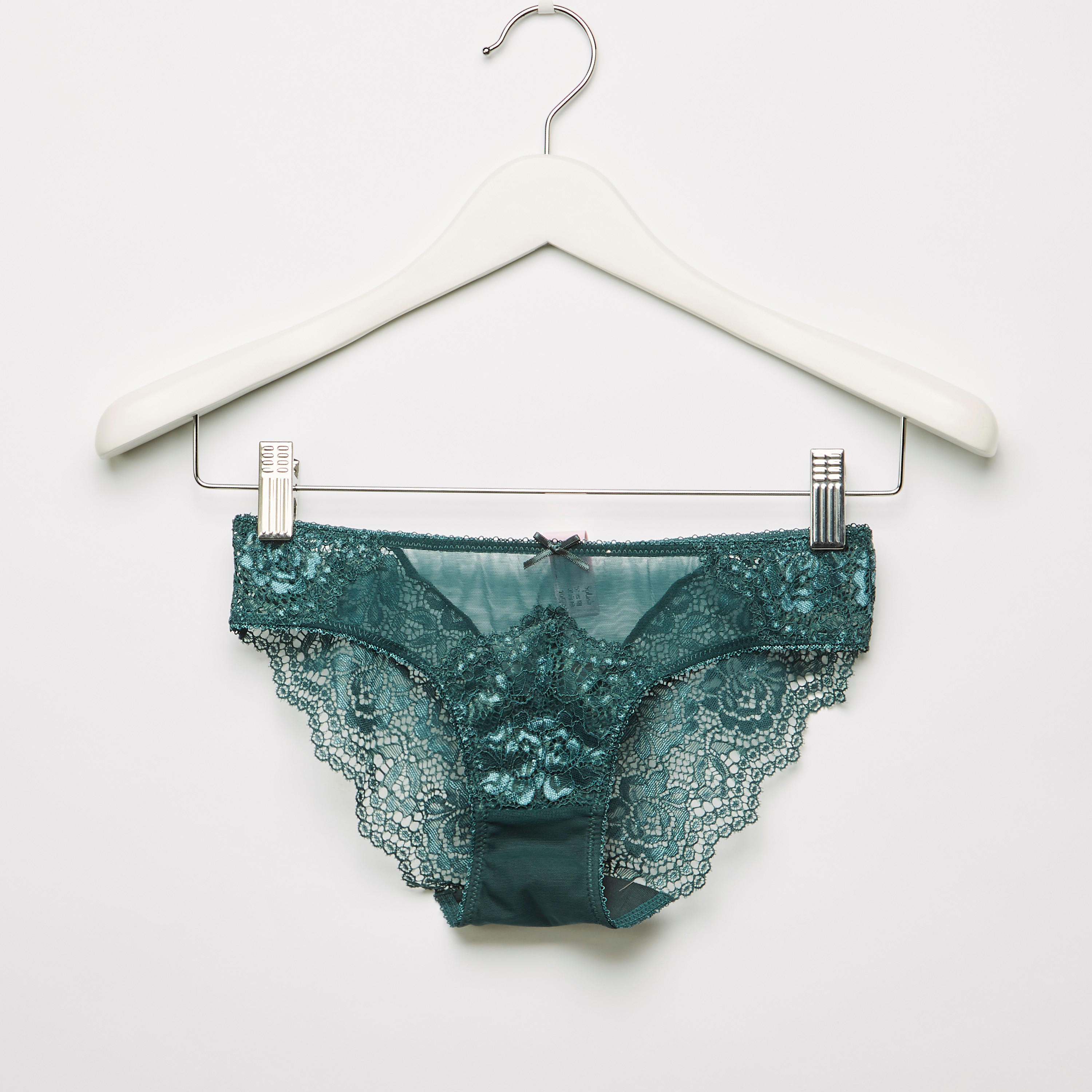 طقم سراويل داخلية وصدريّة بتفاصيل دانتيل-women-clothing-lingerie-lingeriesets-image-14