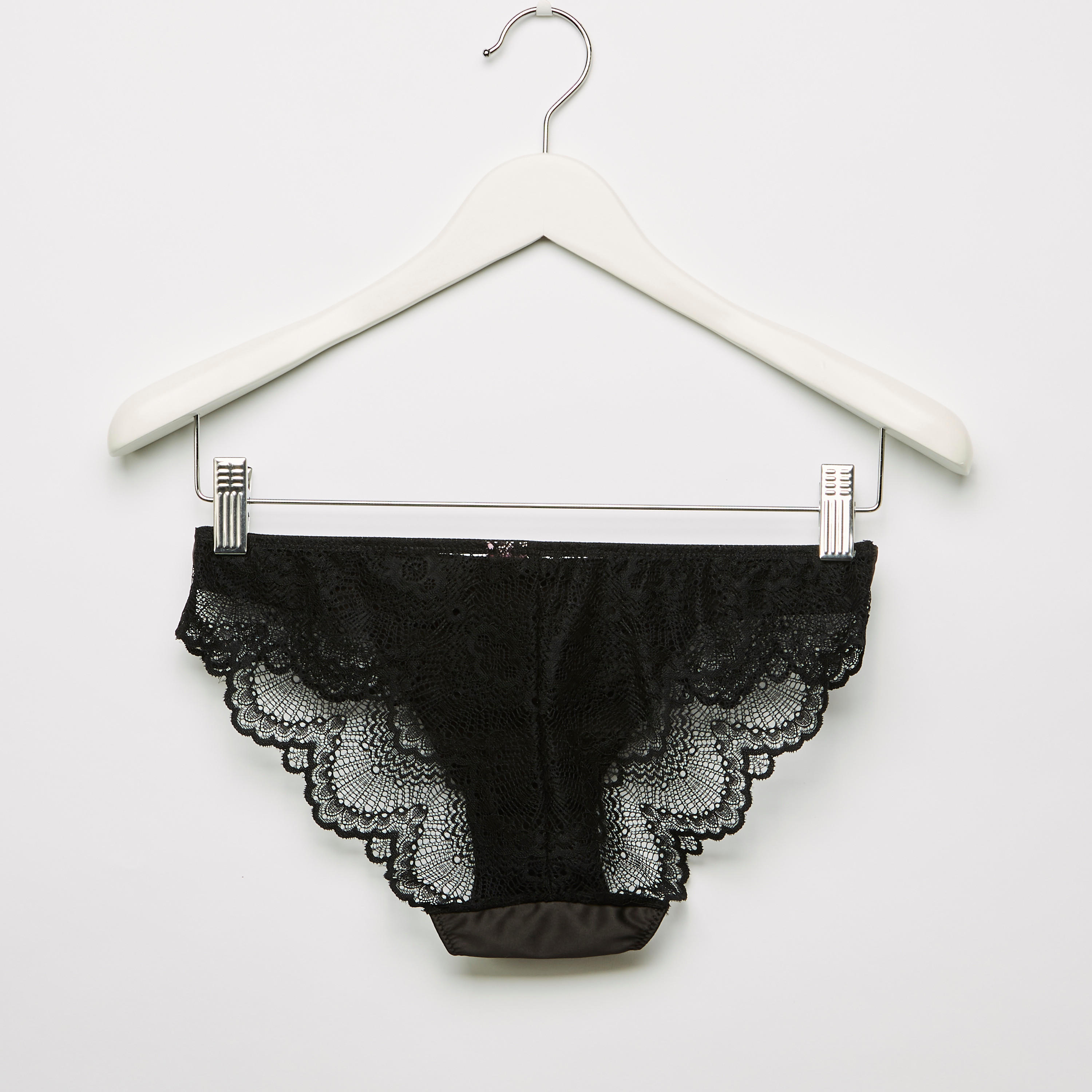 طقم سراويل داخلية وصدريّة بتفاصيل دانتيل-women-clothing-lingerie-lingeriesets-image-5
