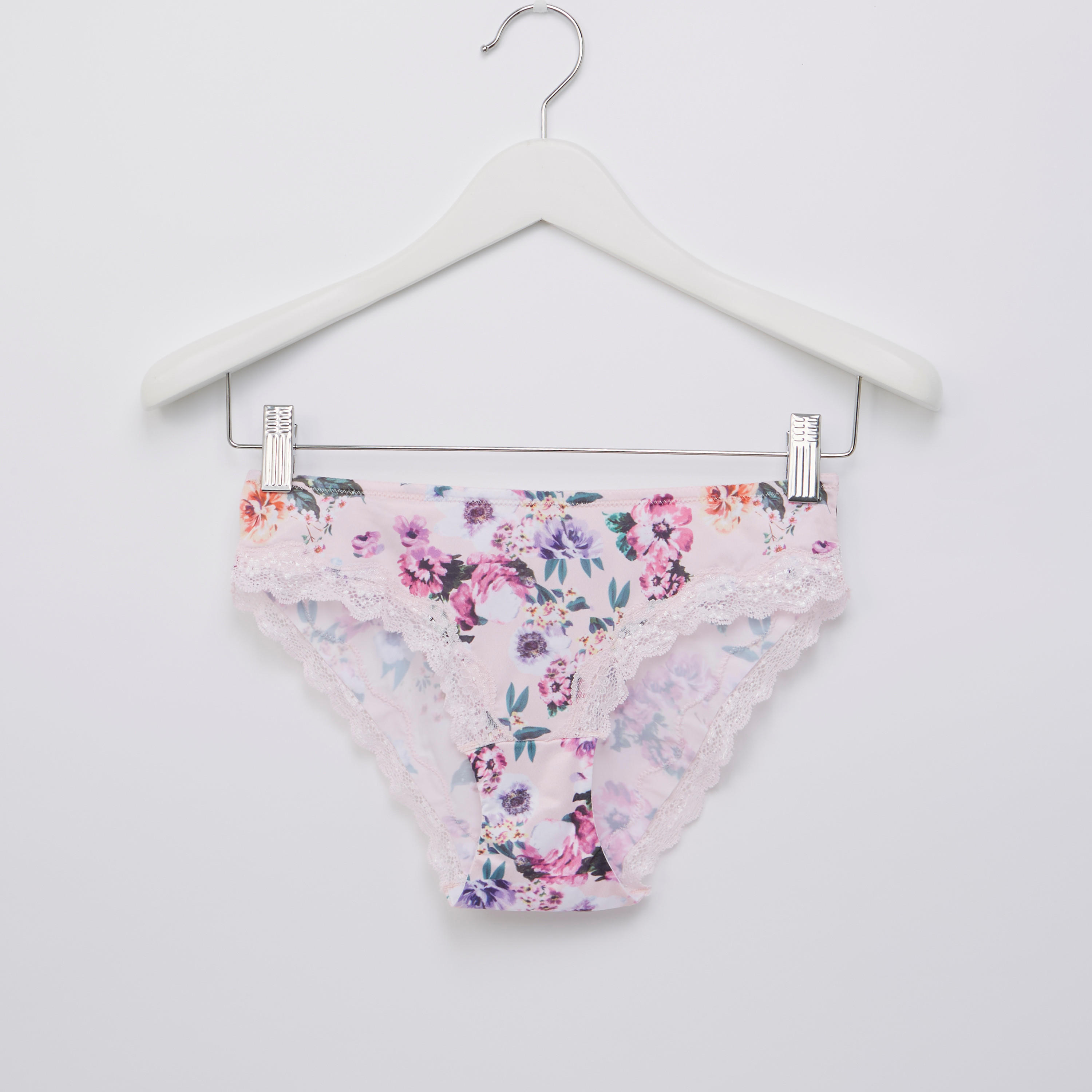 سراويل بيكيني بتفاصيل دانتيل وطبعات-women-clothing-lingerie-panties-image-1