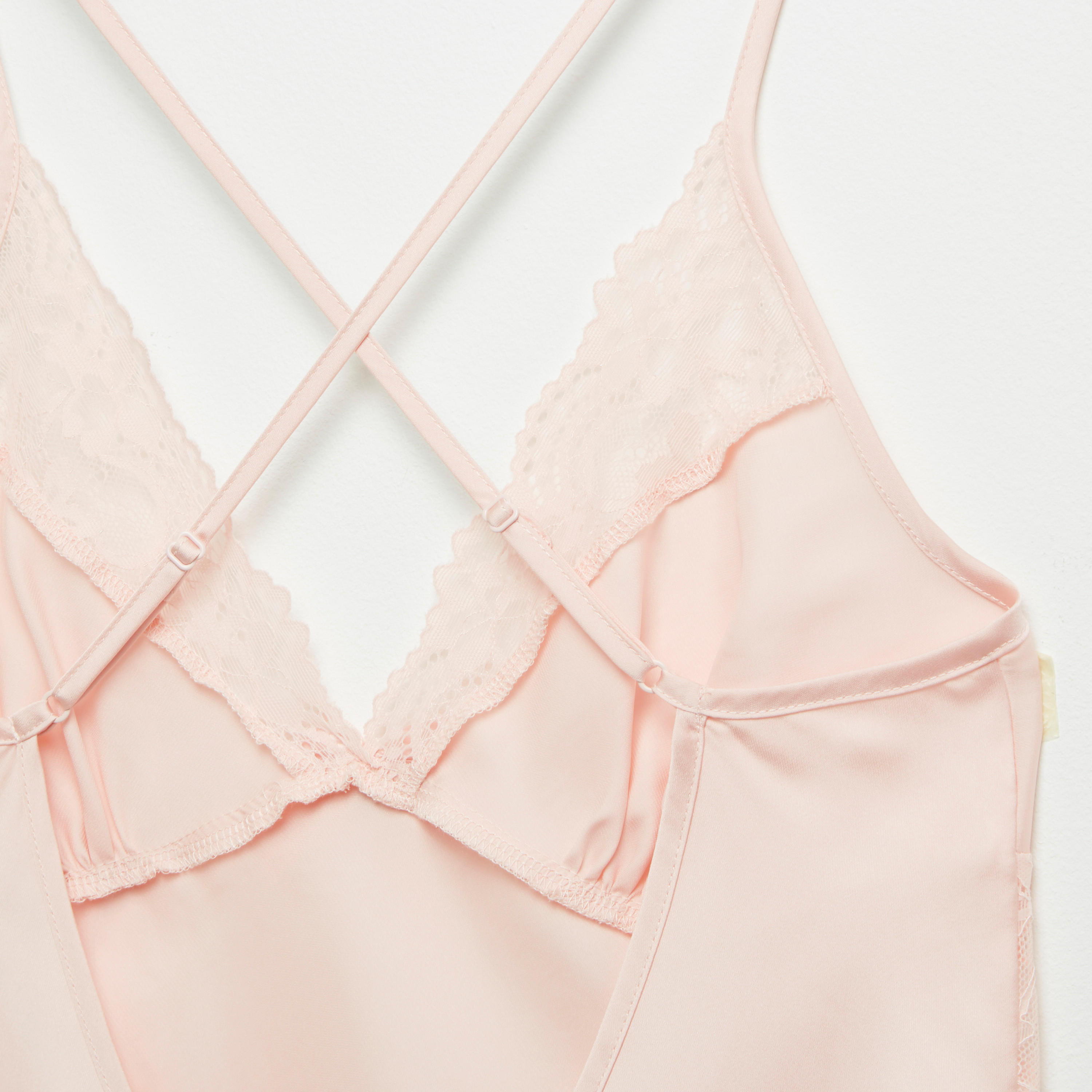 بيبي دول بتفاصيل دانتيل وفيونكة-women-clothing-nightwear-nighties-image-4