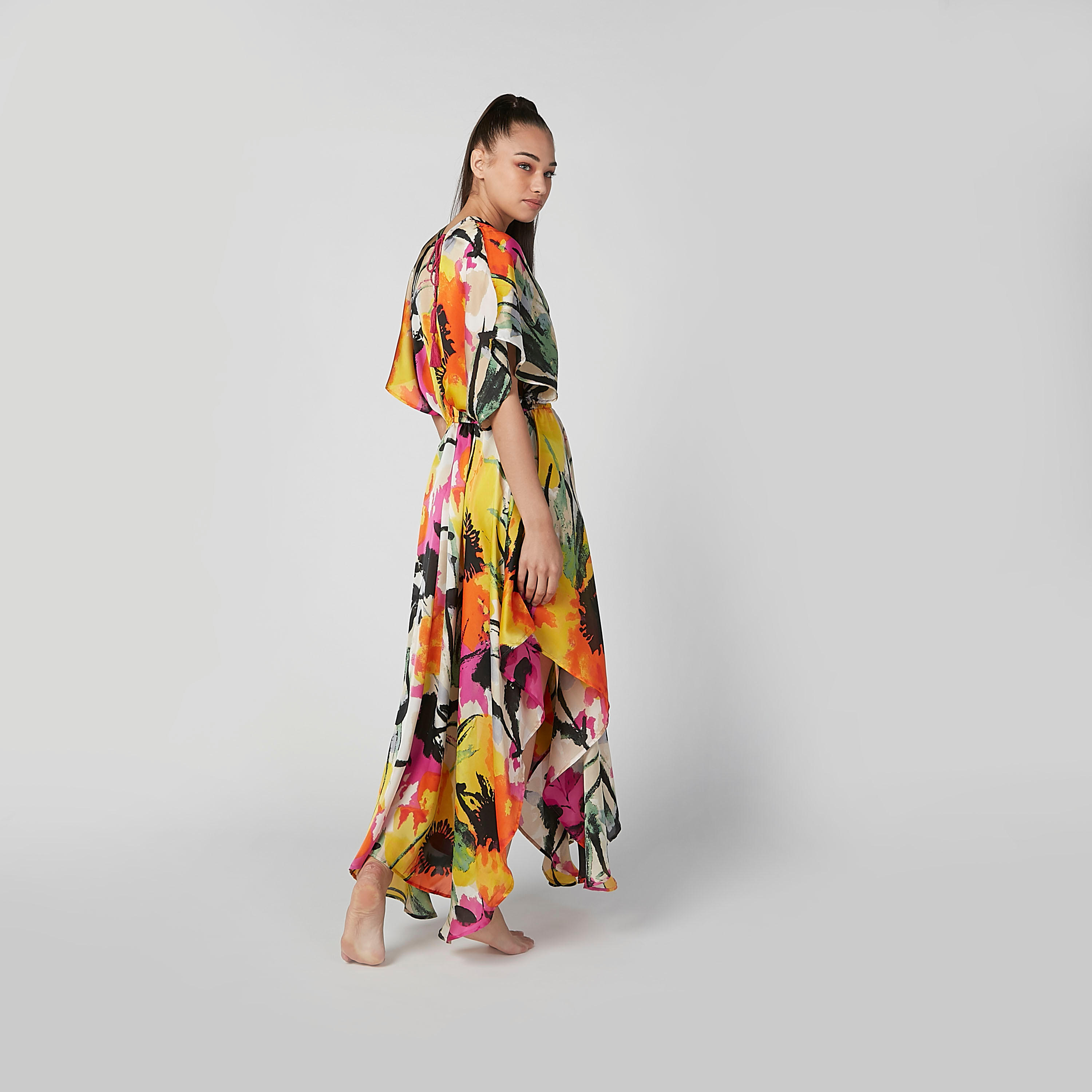 فستان ماكسي بياقة V وأكمام واسعة وطبعات-women-clothing-dresses-image-3