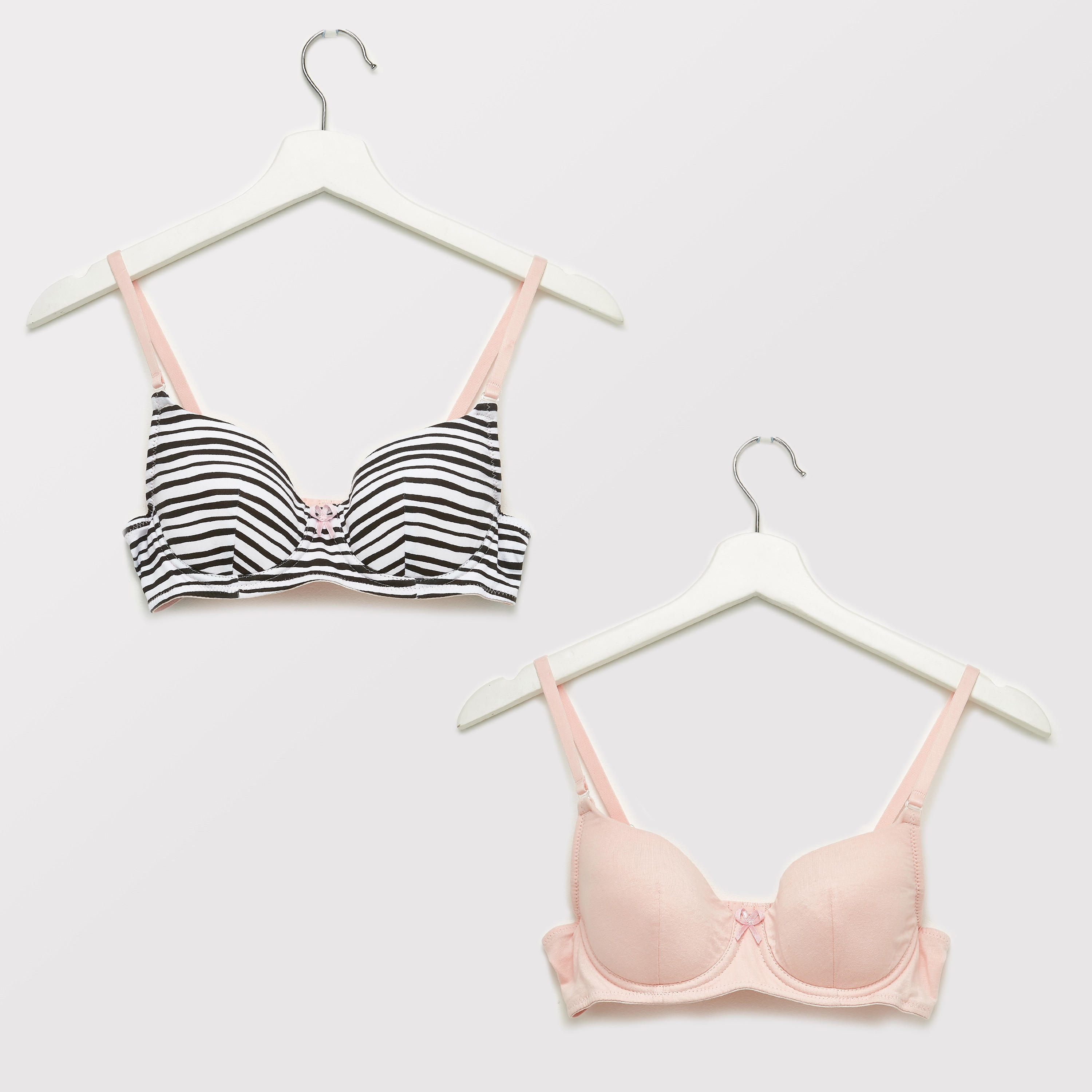 صدريّة بمشبك إغلاق ناعم وفيونكة - طقم من قطعتين-women-clothing-lingerie-bras-image-1