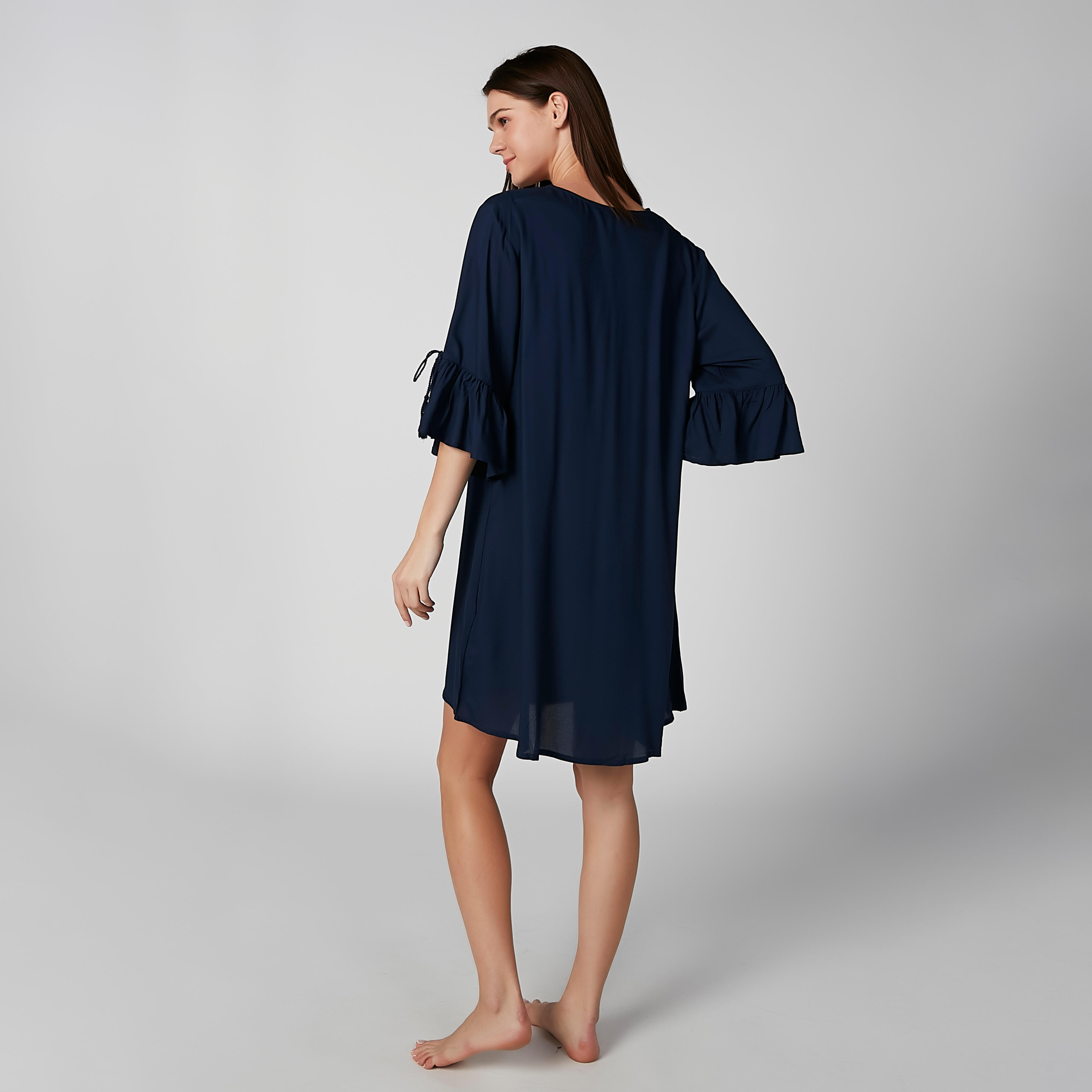 قميص نوم بياقة V وأكمام عريضة - طقم من قطعتين-women-clothing-nightwear-nighties-image-5