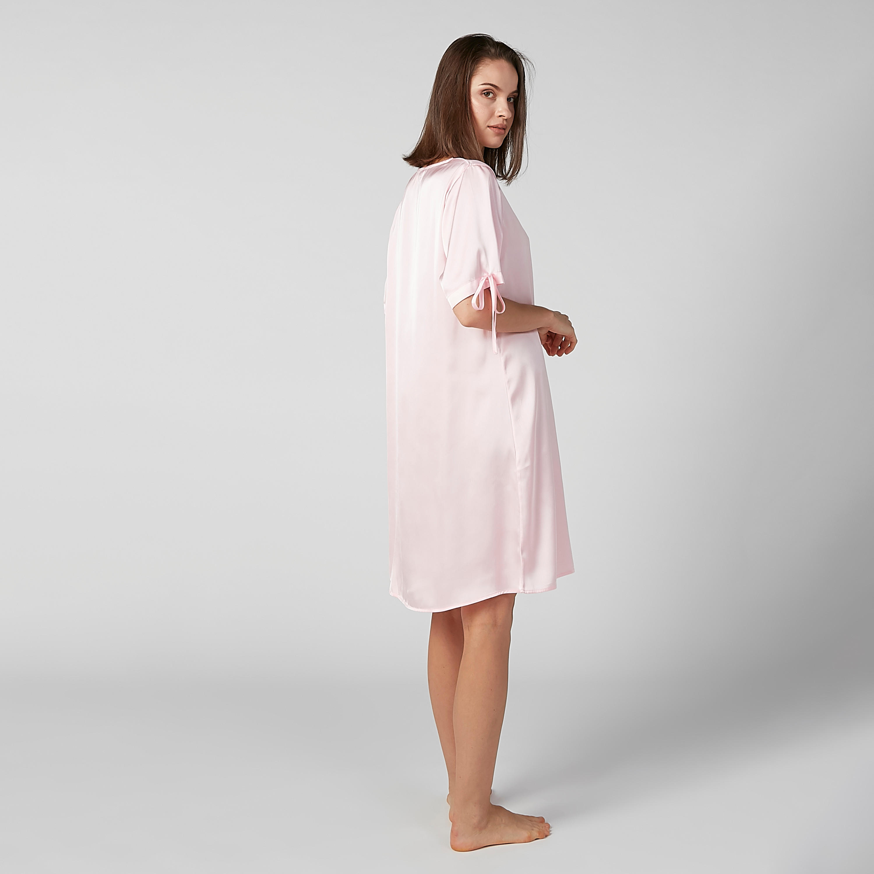 قميص نوم بياقة مستديرة وأكمام برباط - طقم من قطعتين-women-clothing-nightwear-nighties-image-4