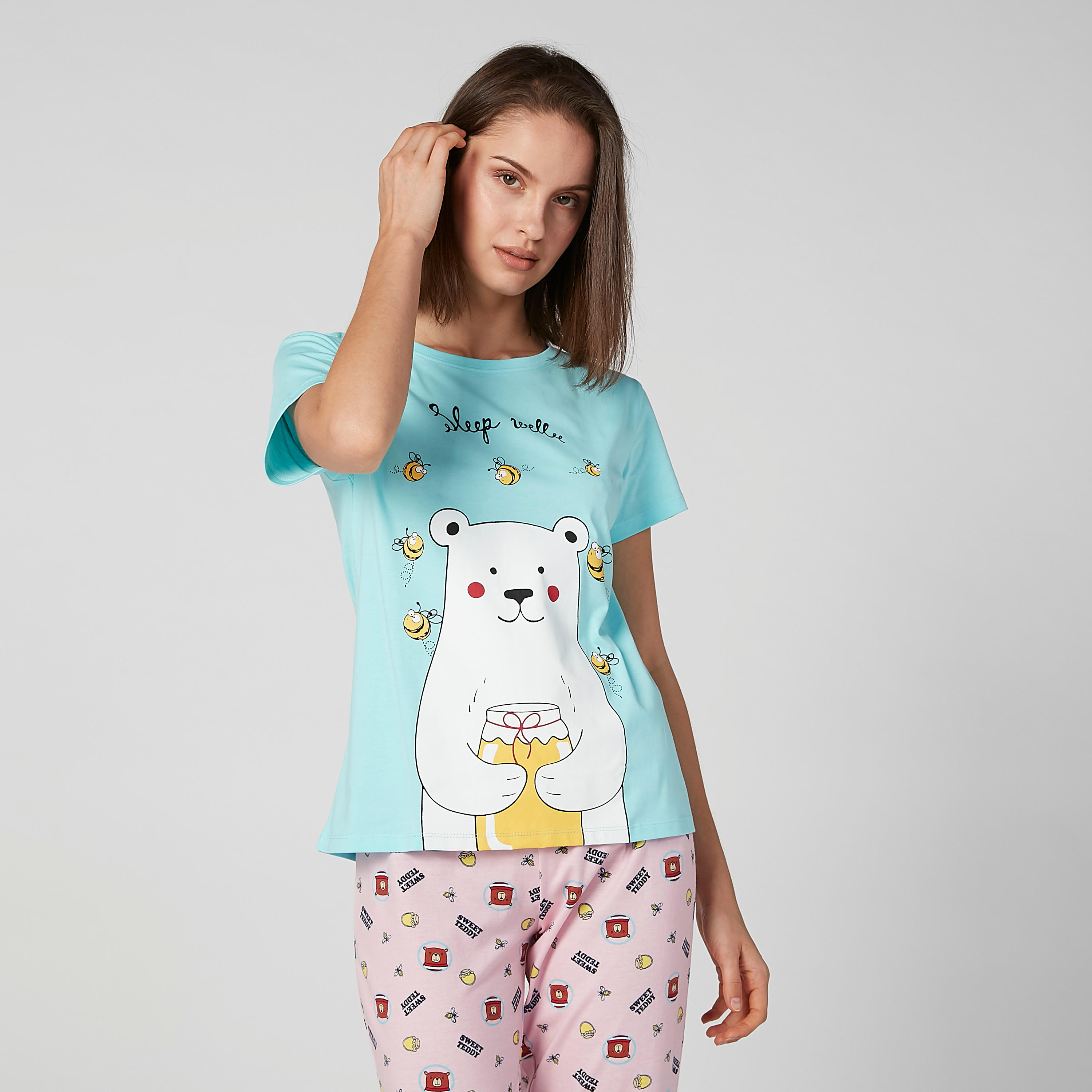 طقم مستدام من بنطلون بيجاما وتيشيرت بطبعات -women-clothing-nightwear-pyjamas-longsets-image-2