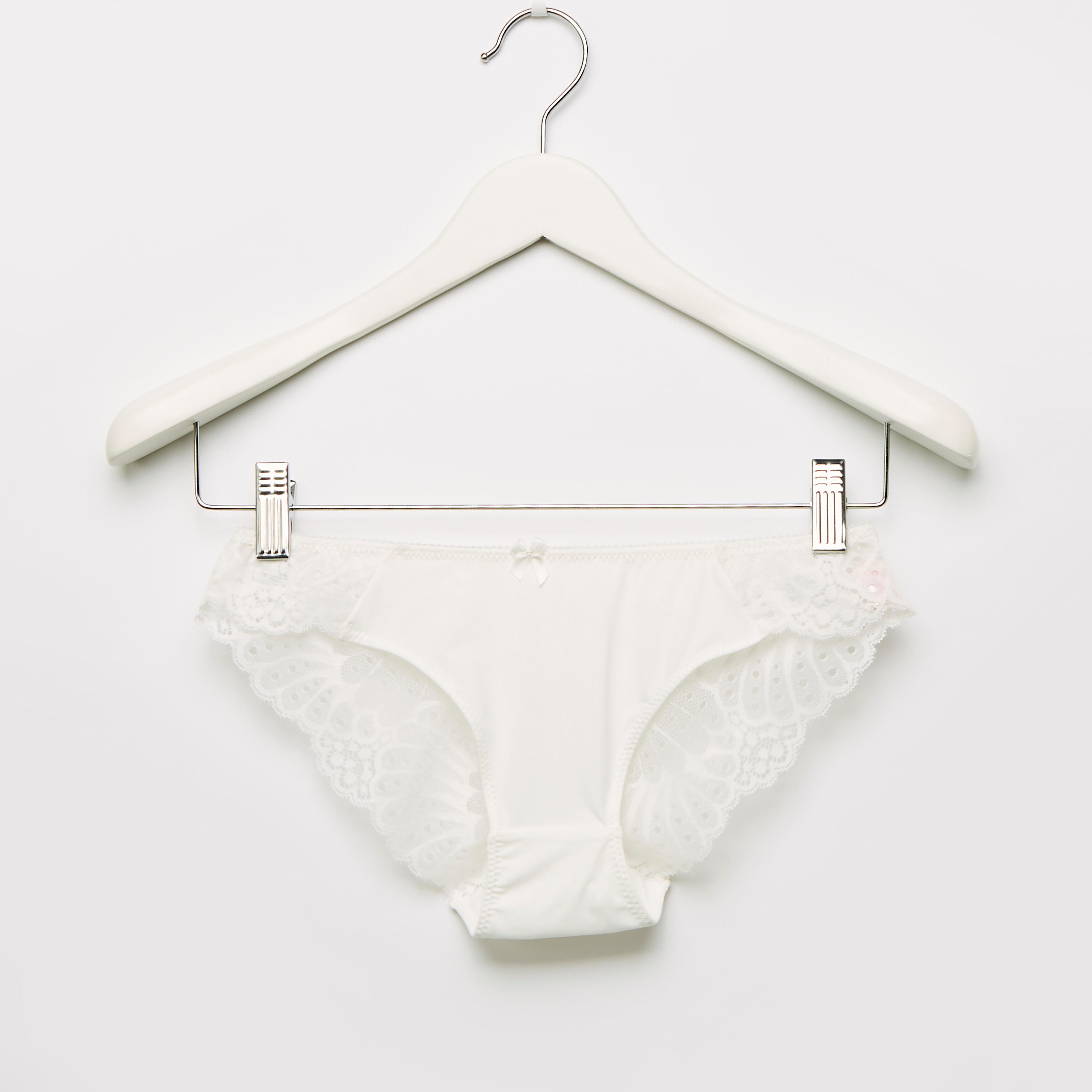 سراويل داخلية بتفاصيل دانتيل-women-clothing-lingerie-panties-image-1