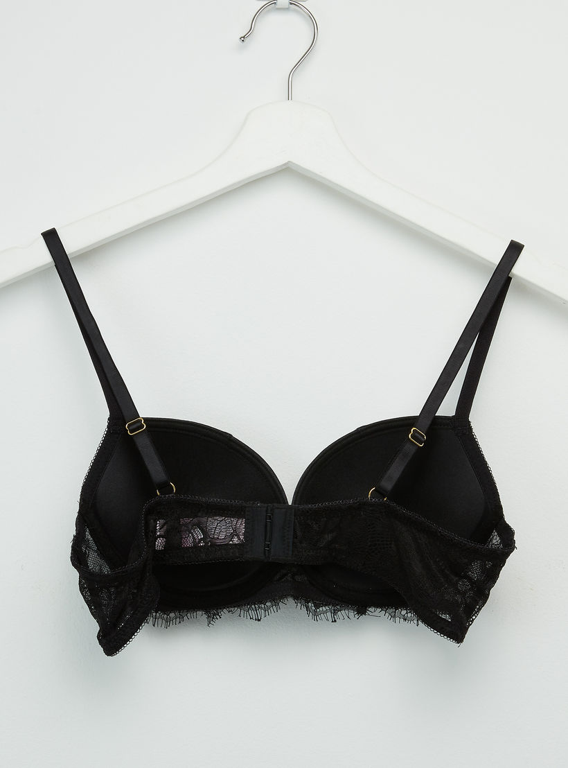 طقم سراويل بيكيني وصدريّة ديمي مبطّنة بتفاصيل دانتيل-women-clothing-lingerie-lingeriesets-image-3