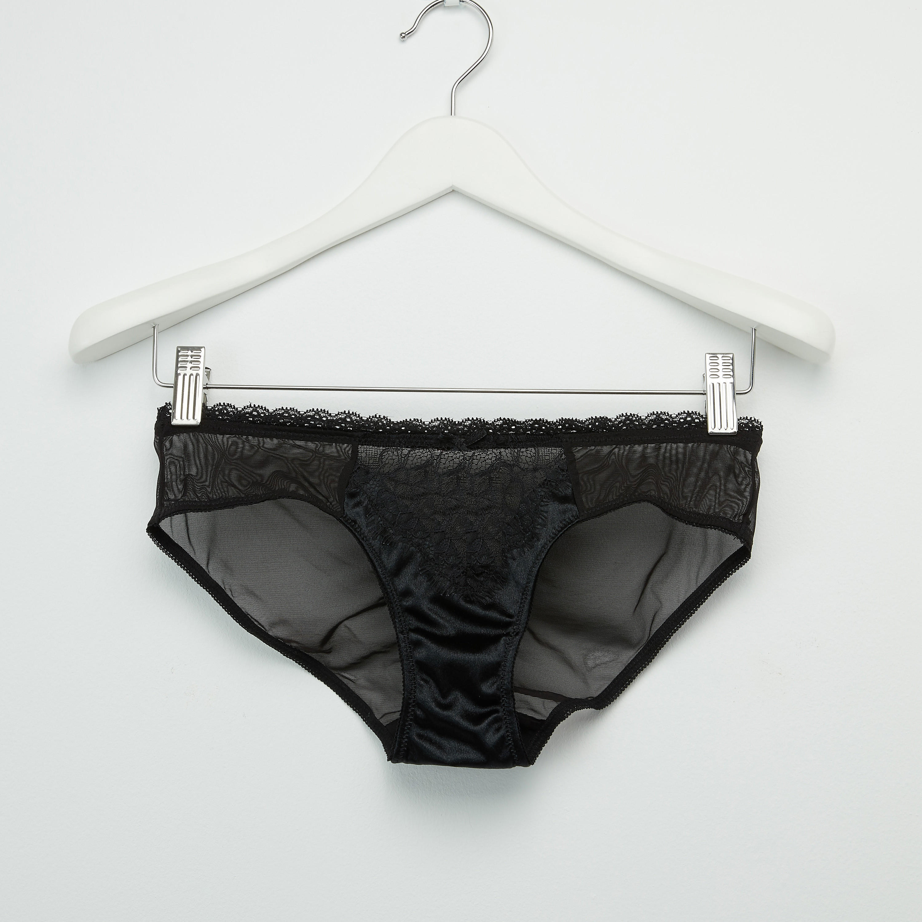 طقم سراويل بيكيني وصدريّة ديمي مبطّنة بتفاصيل دانتيل-women-clothing-lingerie-lingeriesets-image-4