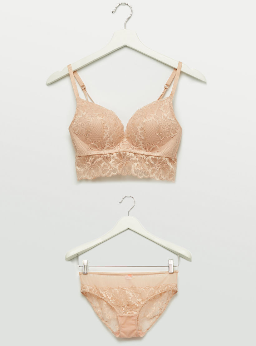 طقم سراويل بيكيني وصدريّة ديمي مبطّنة بتفاصيل دانتيل-women-clothing-lingerie-lingeriesets-image-1
